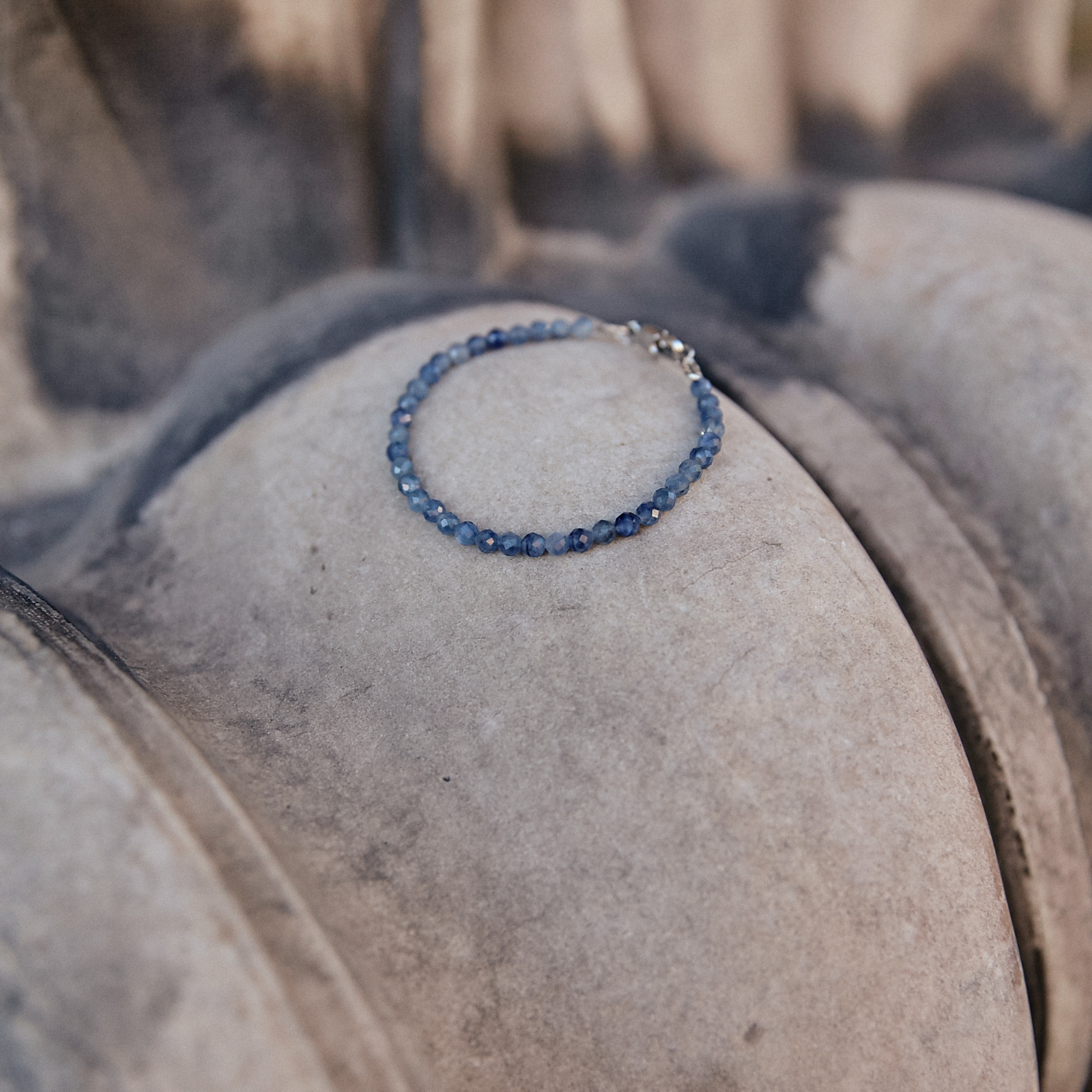 Браслеты Isongo. Рекламный фотограф Санкт-Петербург Катерина Мишкель