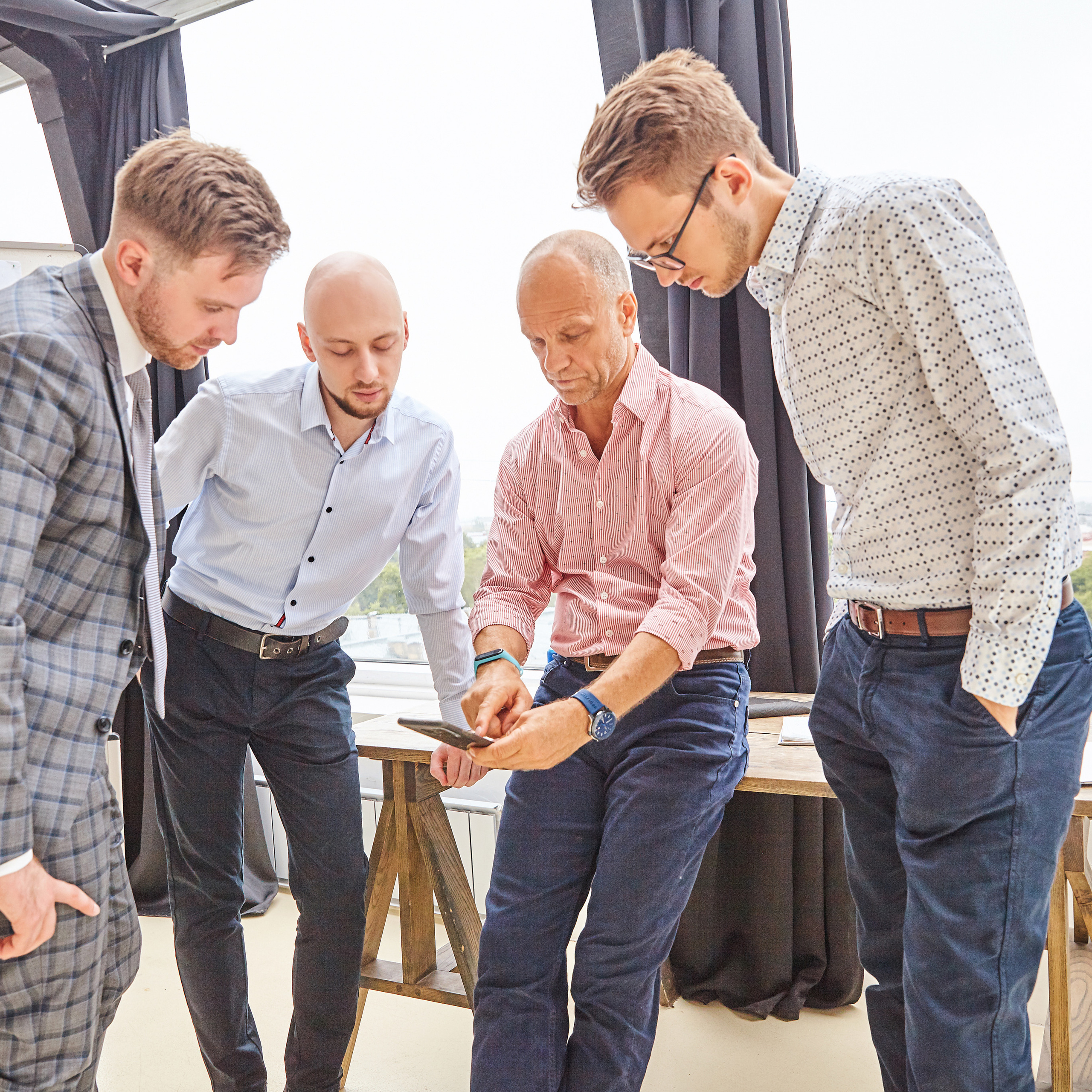 Деловой портрет компании INTG. Рекламный фотограф Санкт-Петербург Катерина Мишкель