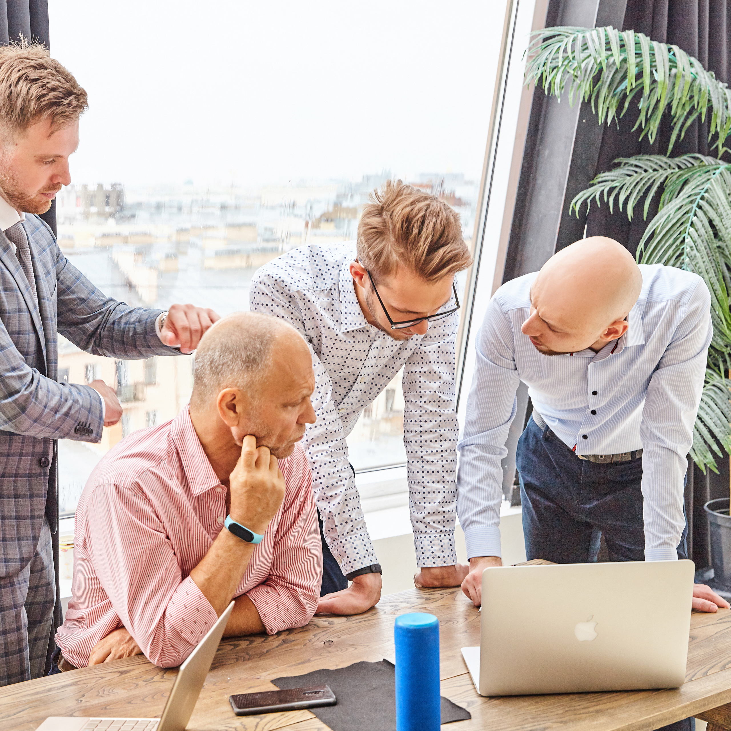 Деловой портрет компании INTG. Рекламный фотограф Санкт-Петербург Катерина Мишкель