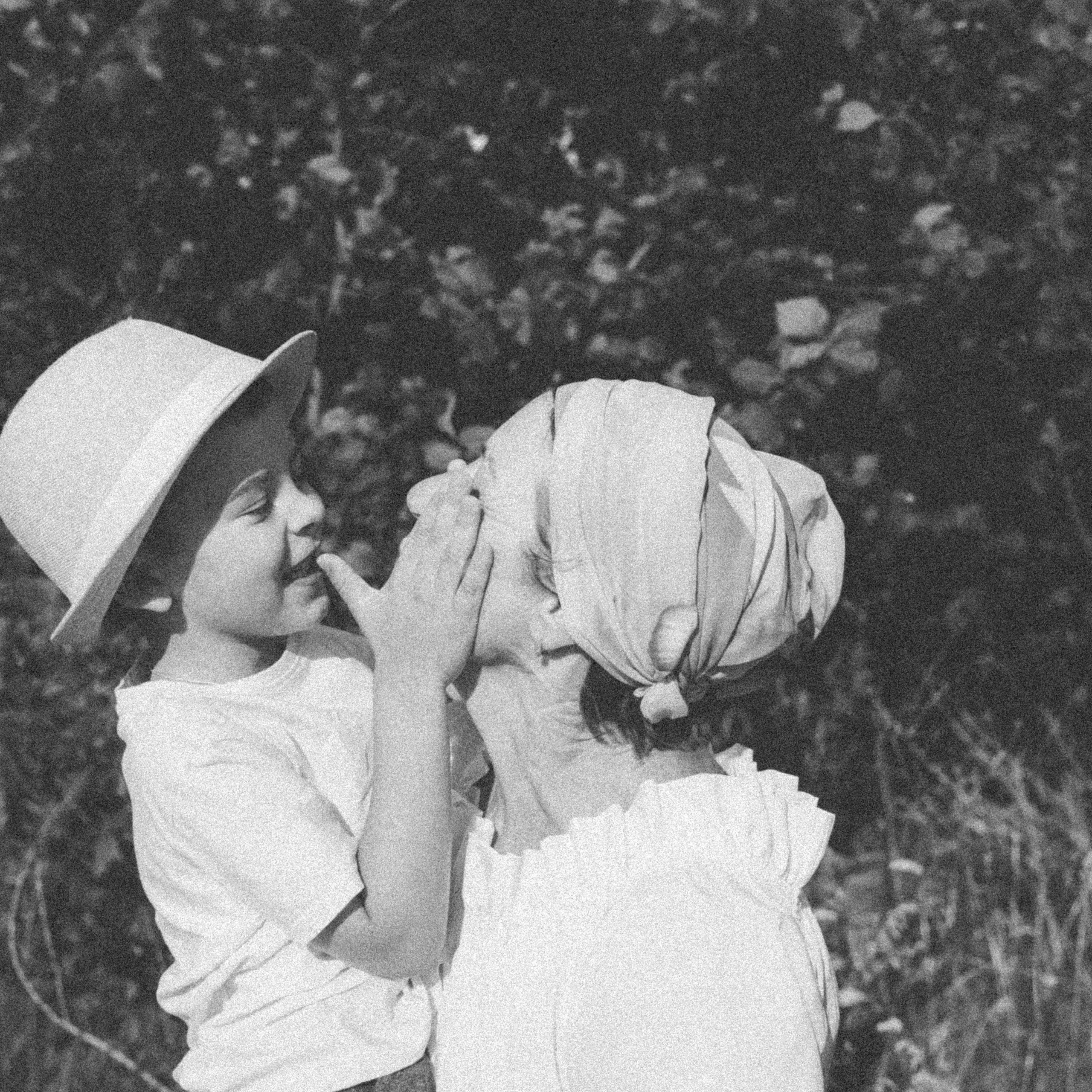 У бабушки в гостях. Свадебный фотограф — фотограф на свадьбу в Воронеже — Свадебное фото
