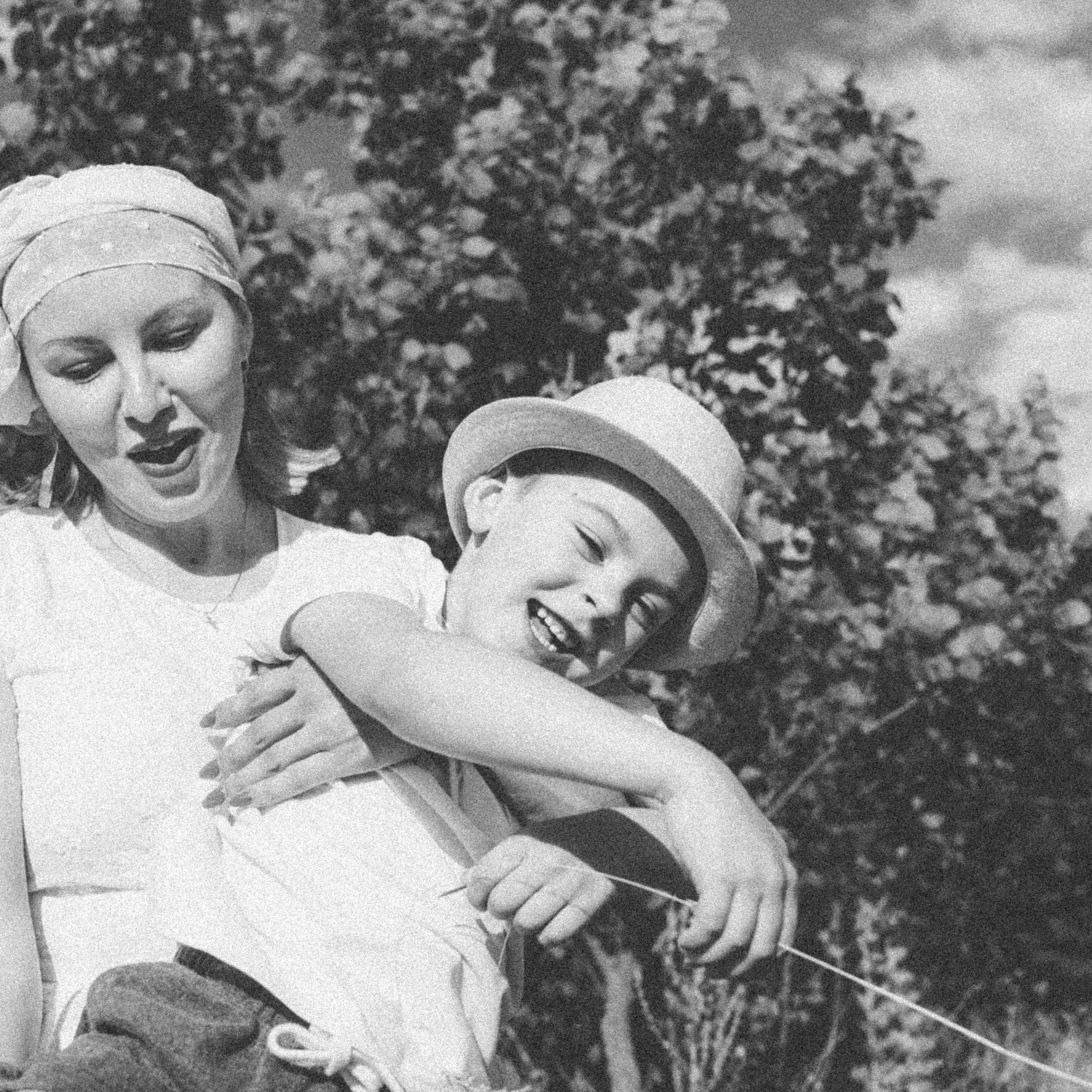 У бабушки в гостях. Свадебный фотограф — фотограф на свадьбу в Воронеже — Свадебное фото