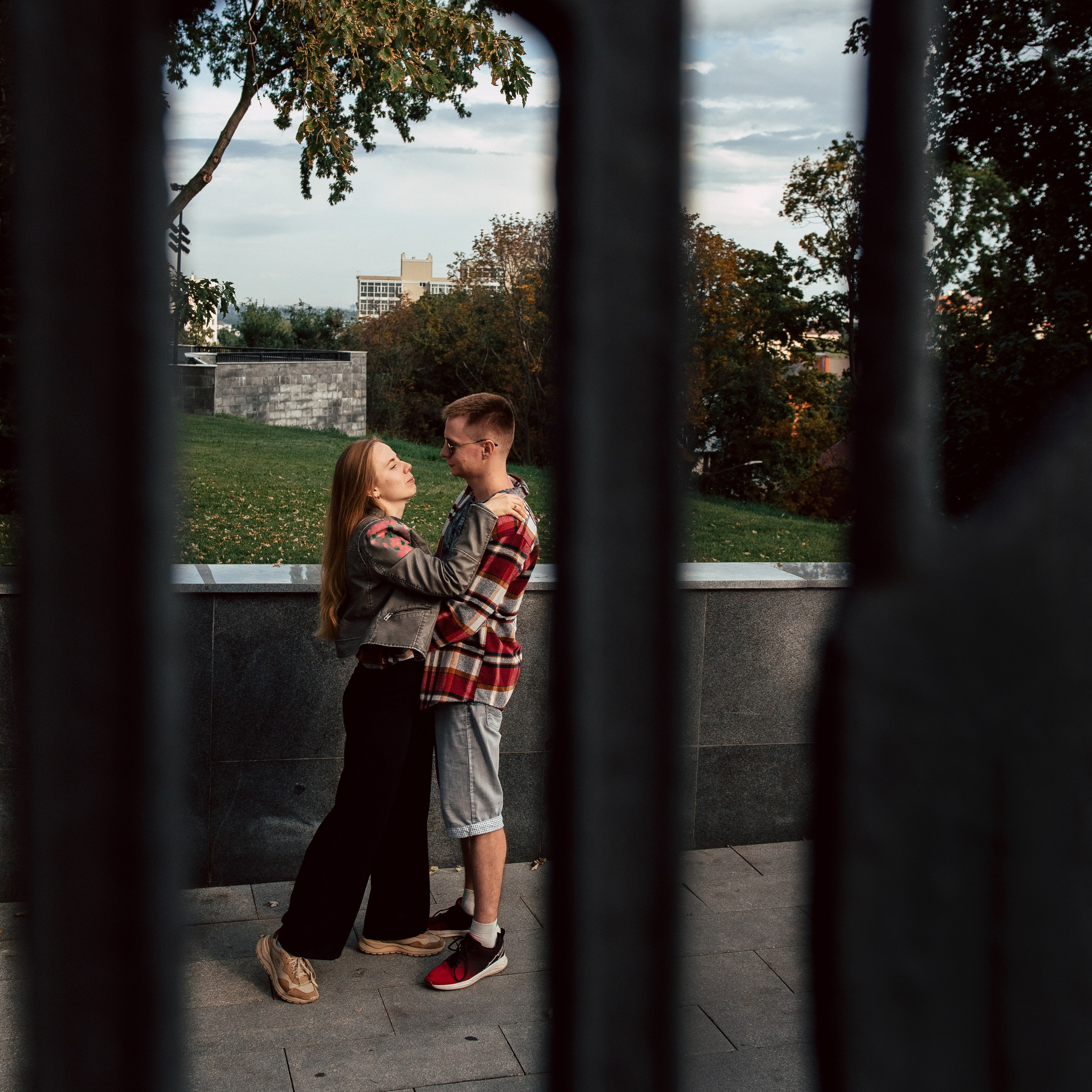 СЕМЕЙНАЯ ПРОГУЛКА ПО ВОРОНЕЖУ. Свадебный фотограф — фотограф на свадьбу в Воронеже — Свадебное фото