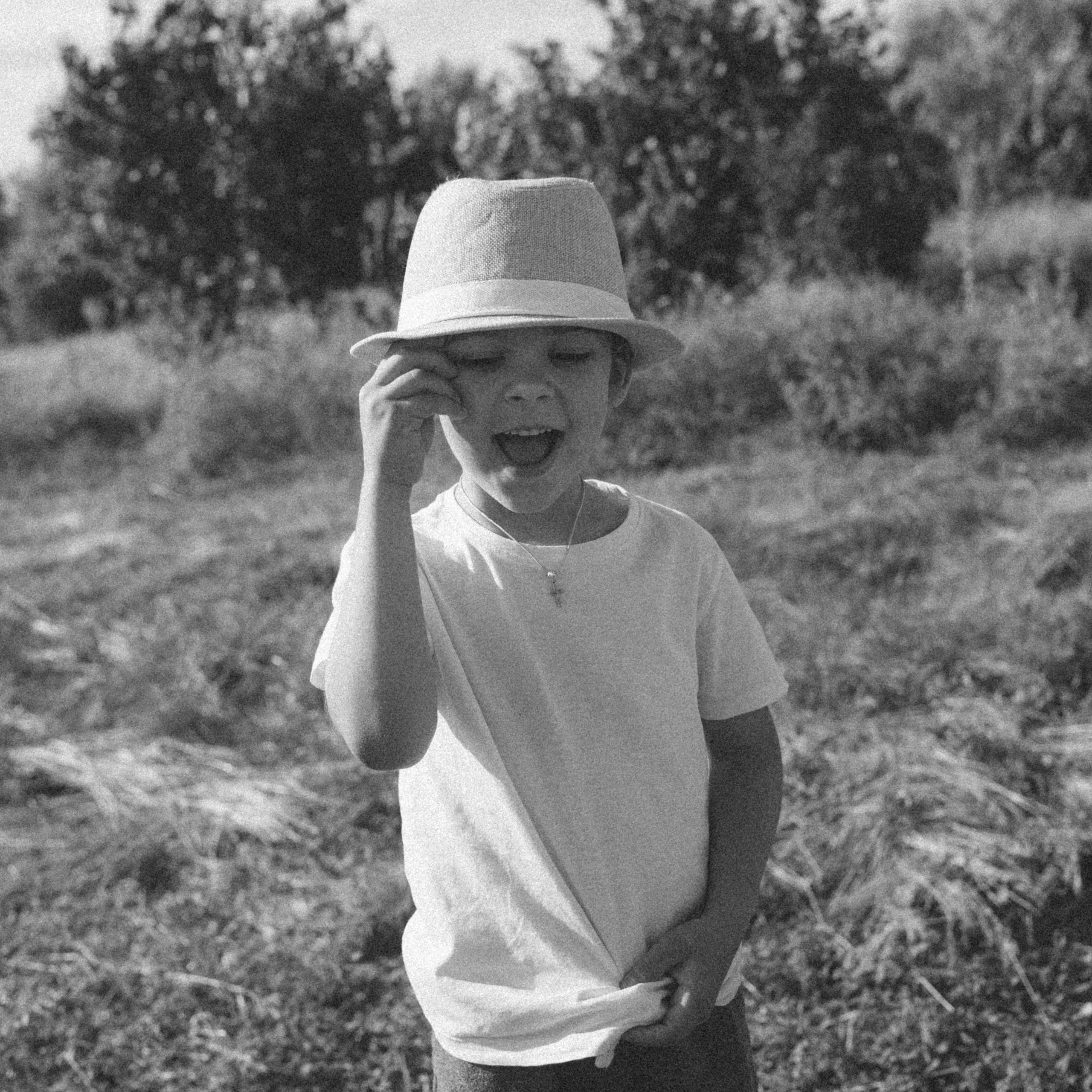 У бабушки в гостях. Свадебный фотограф — фотограф на свадьбу в Воронеже — Свадебное фото