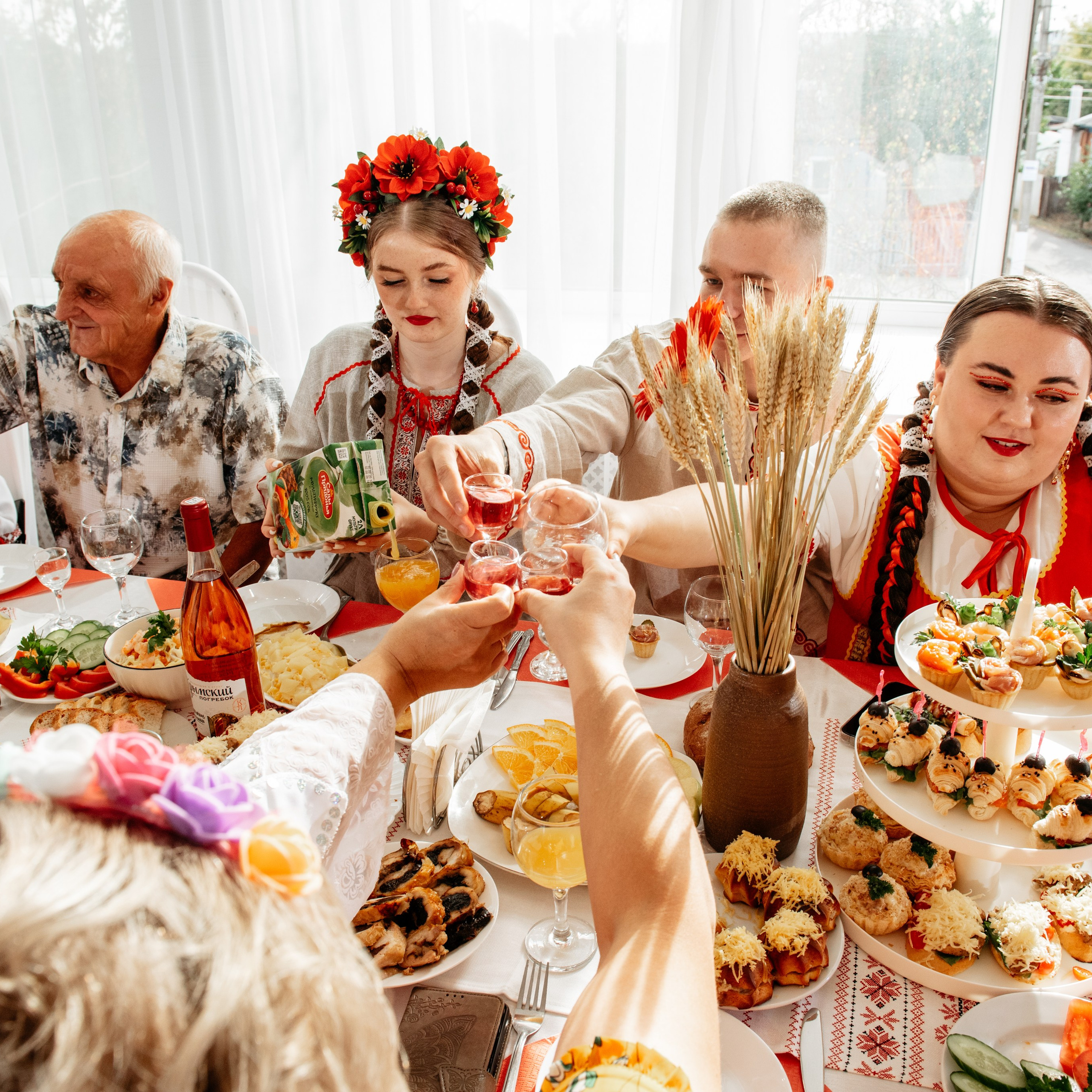 Евгеньевна 4+5 рашн стайл. Свадебный фотограф — фотограф на свадьбу в Воронеже — Свадебное фото