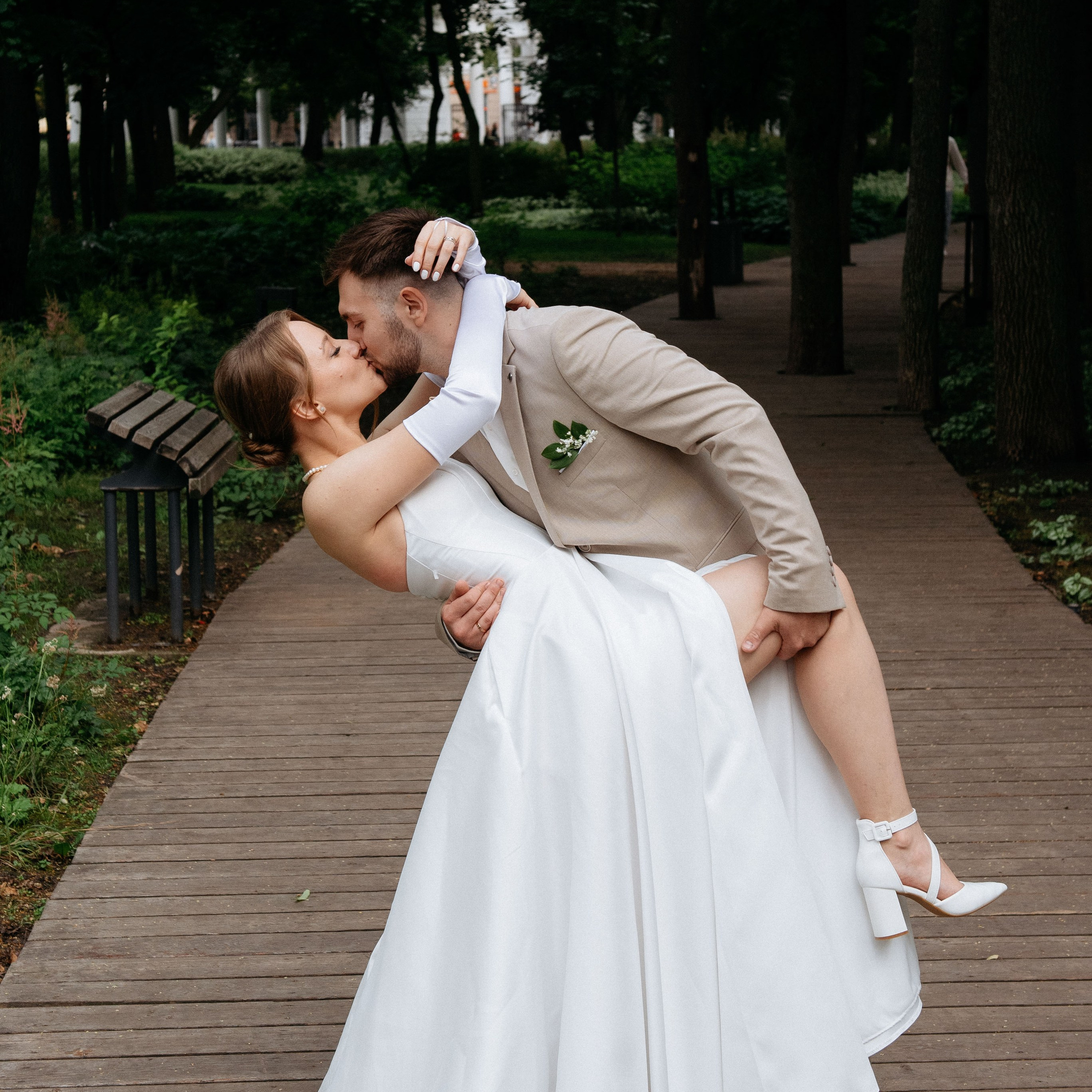 Свадебная фотосъемка в семейном кругу. Свадебный фотограф — фотограф на свадьбу в Воронеже — Свадебное фото