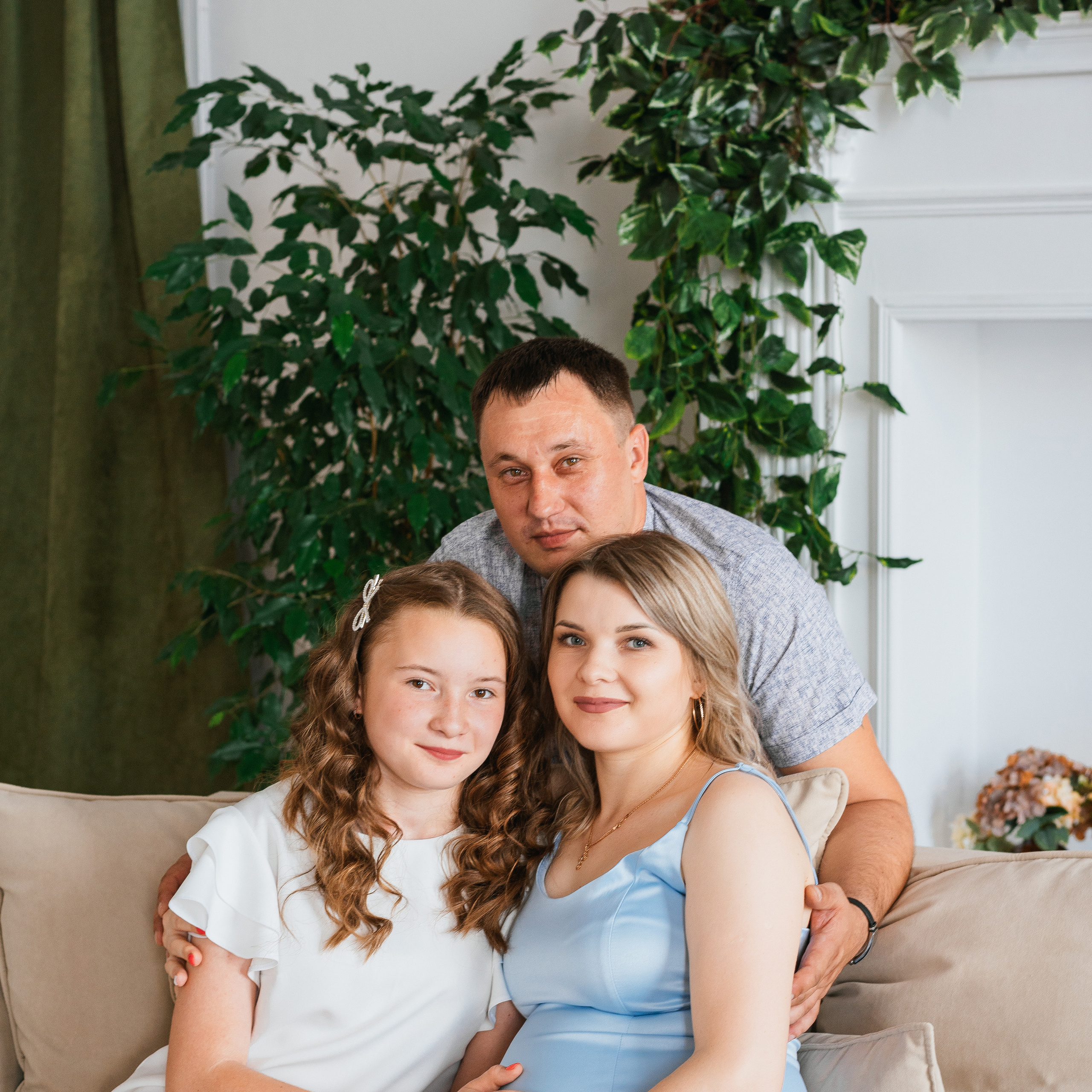 «В ожидании чуда» Сергей, Юля и Даша. Свадебный фотограф — фотограф на свадьбу в Воронеже — Свадебное фото