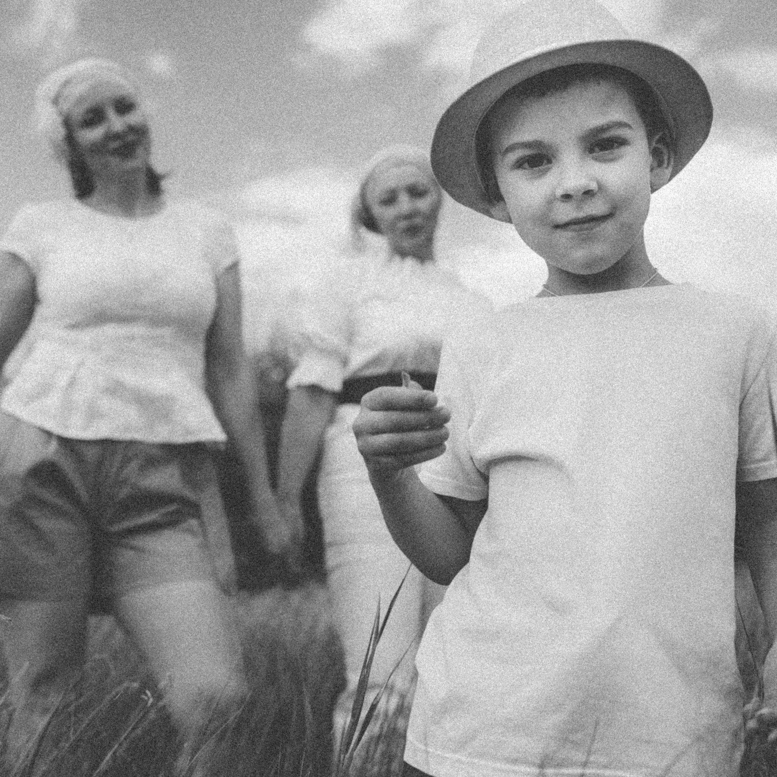 У бабушки в гостях. Свадебный фотограф — фотограф на свадьбу в Воронеже — Свадебное фото