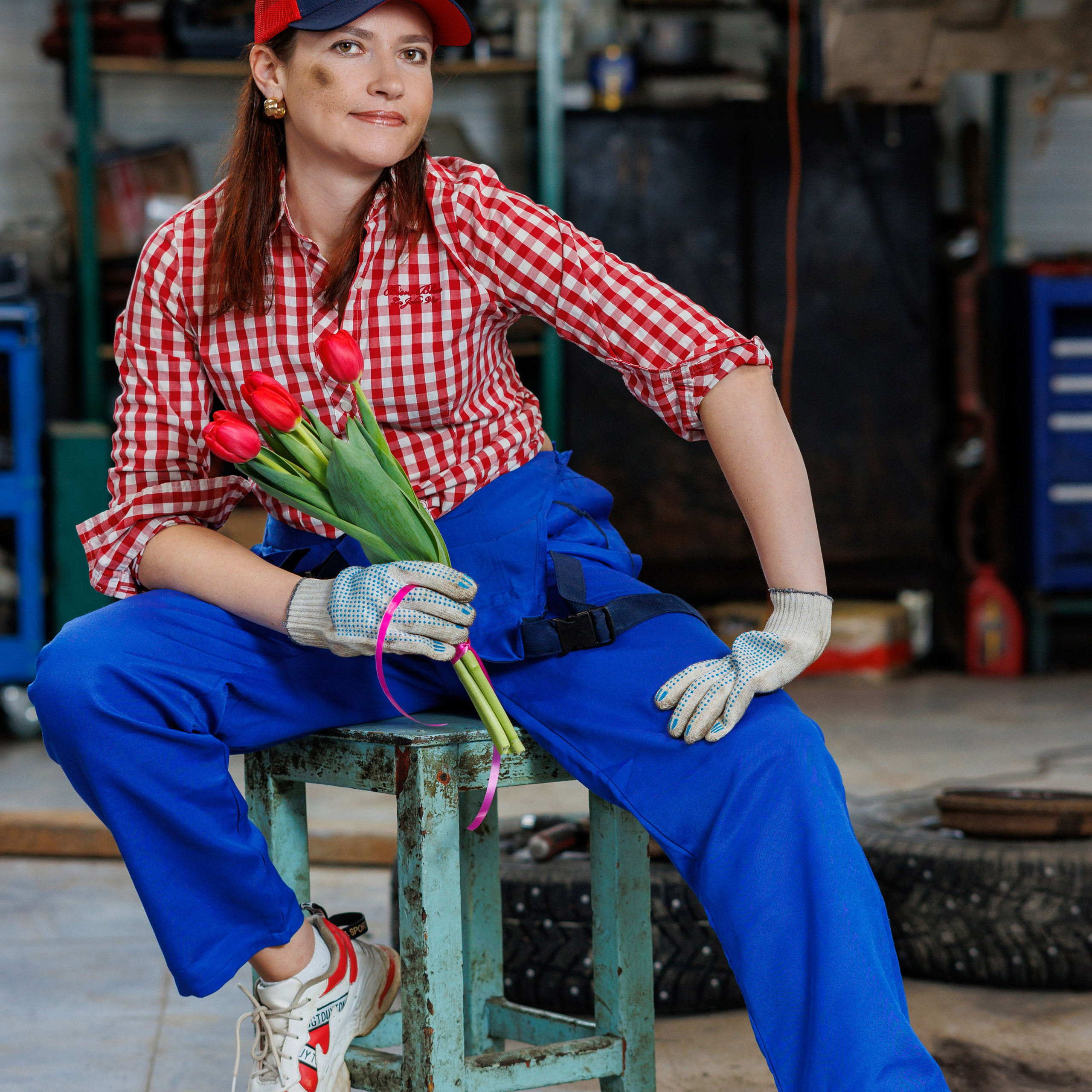 Фотосессия в автосервисе для Марии