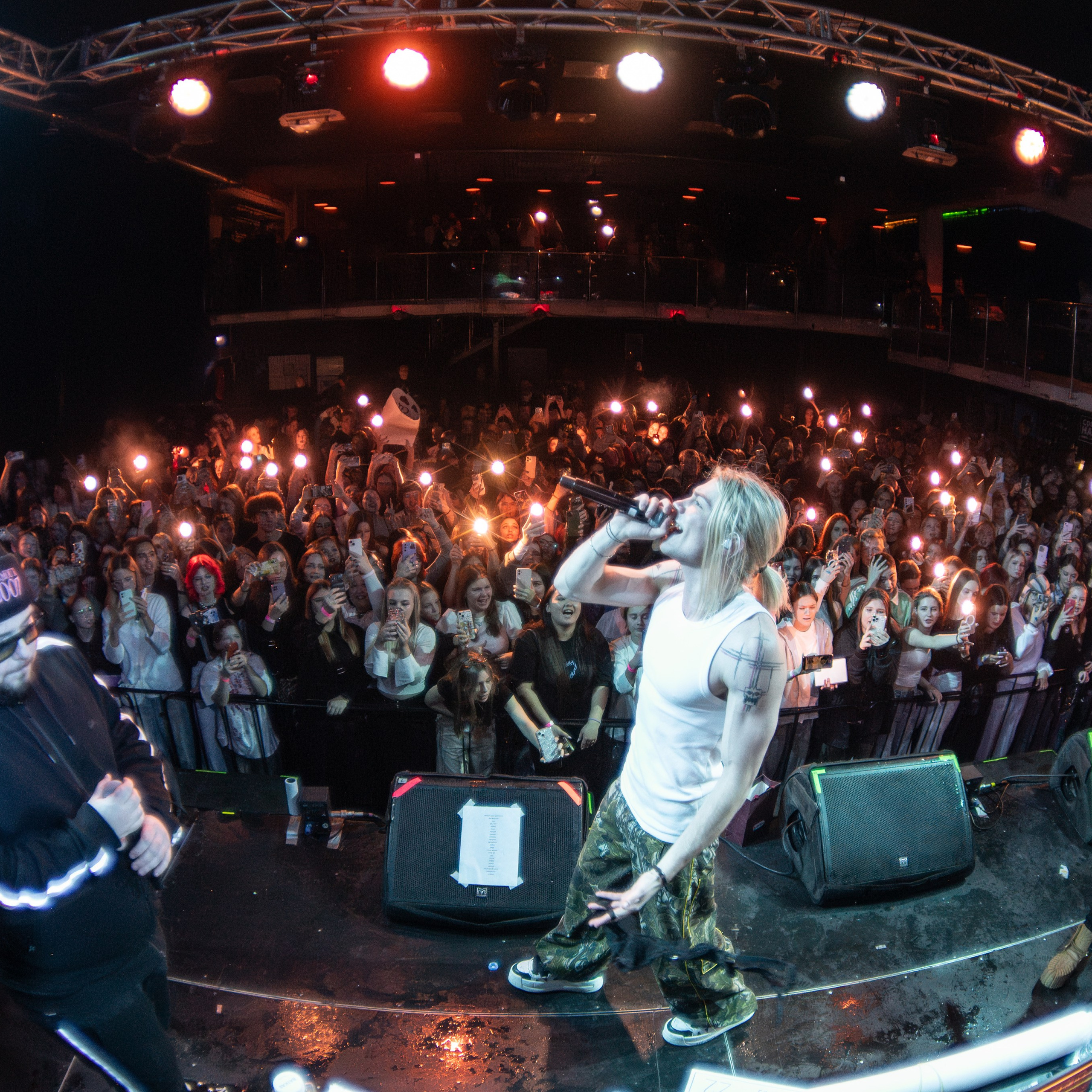 NKEEEI, UNIQE, ARTEM SHILOVETS