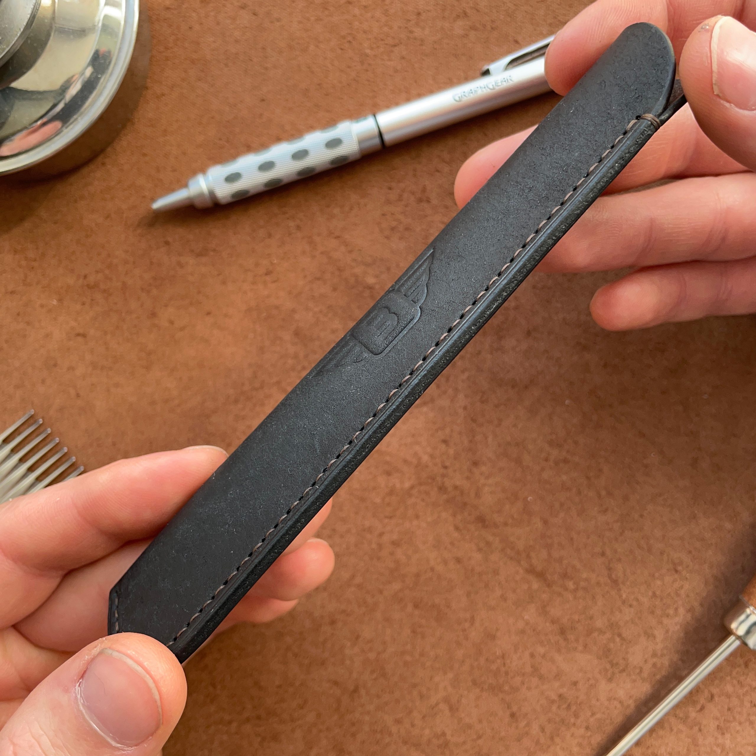 Чехол. Ярослав Зинченко — кожевник города Воронеж