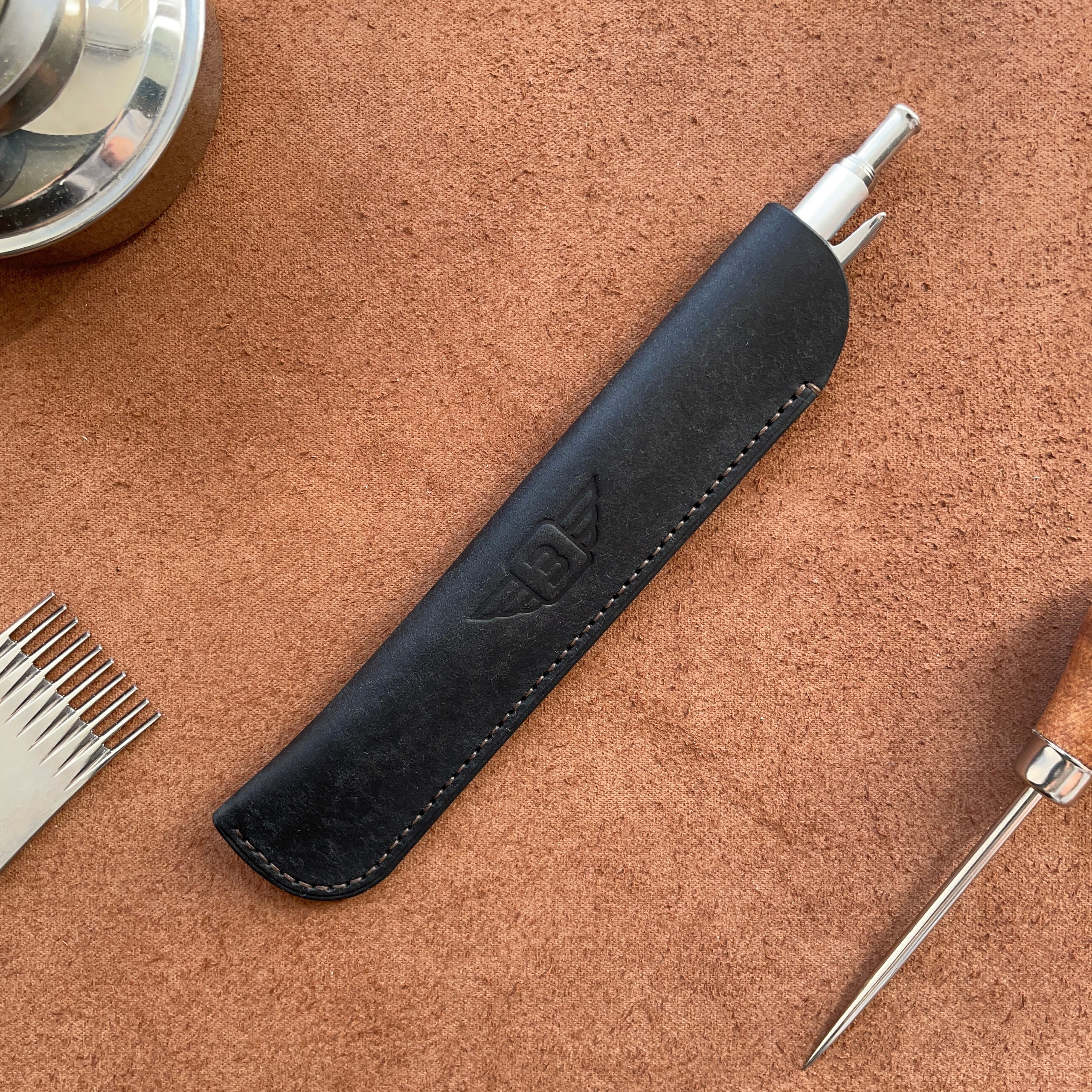 Чехол. Ярослав Зинченко — кожевник города Воронеж