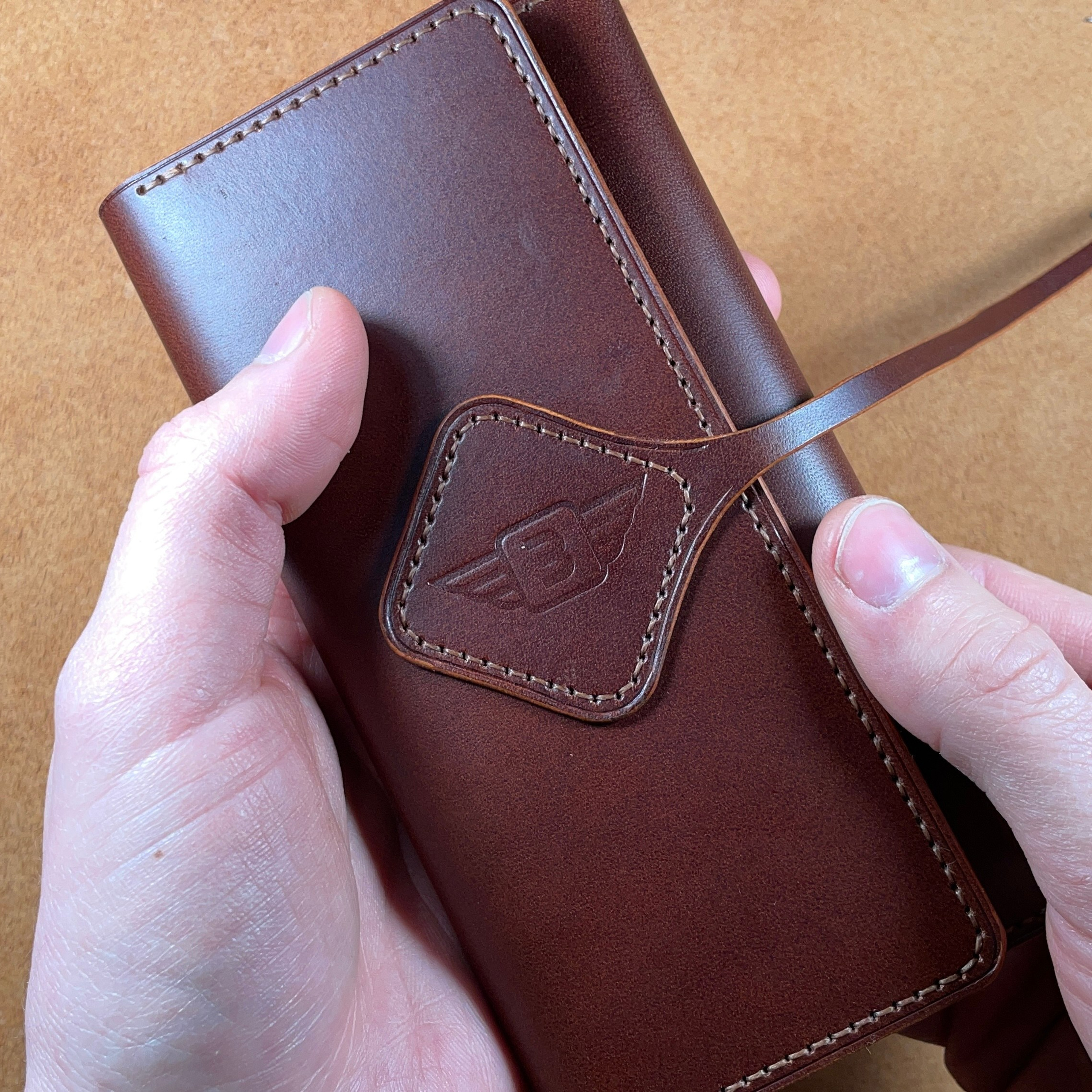 Кисет «Спутник». Ярослав Зинченко — кожевник города Воронеж