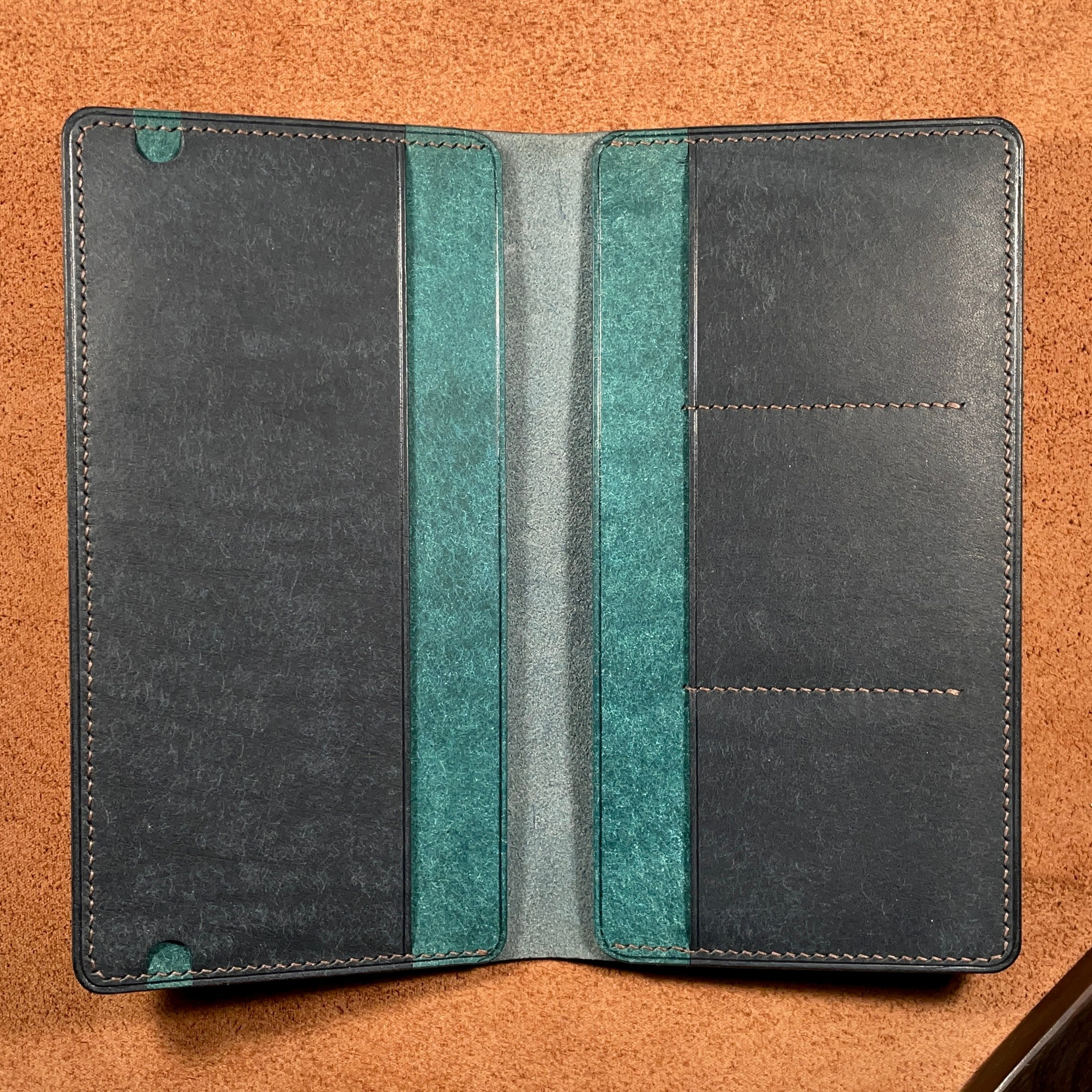 Портмоне «Клод». Ярослав Зинченко — кожевник города Воронеж