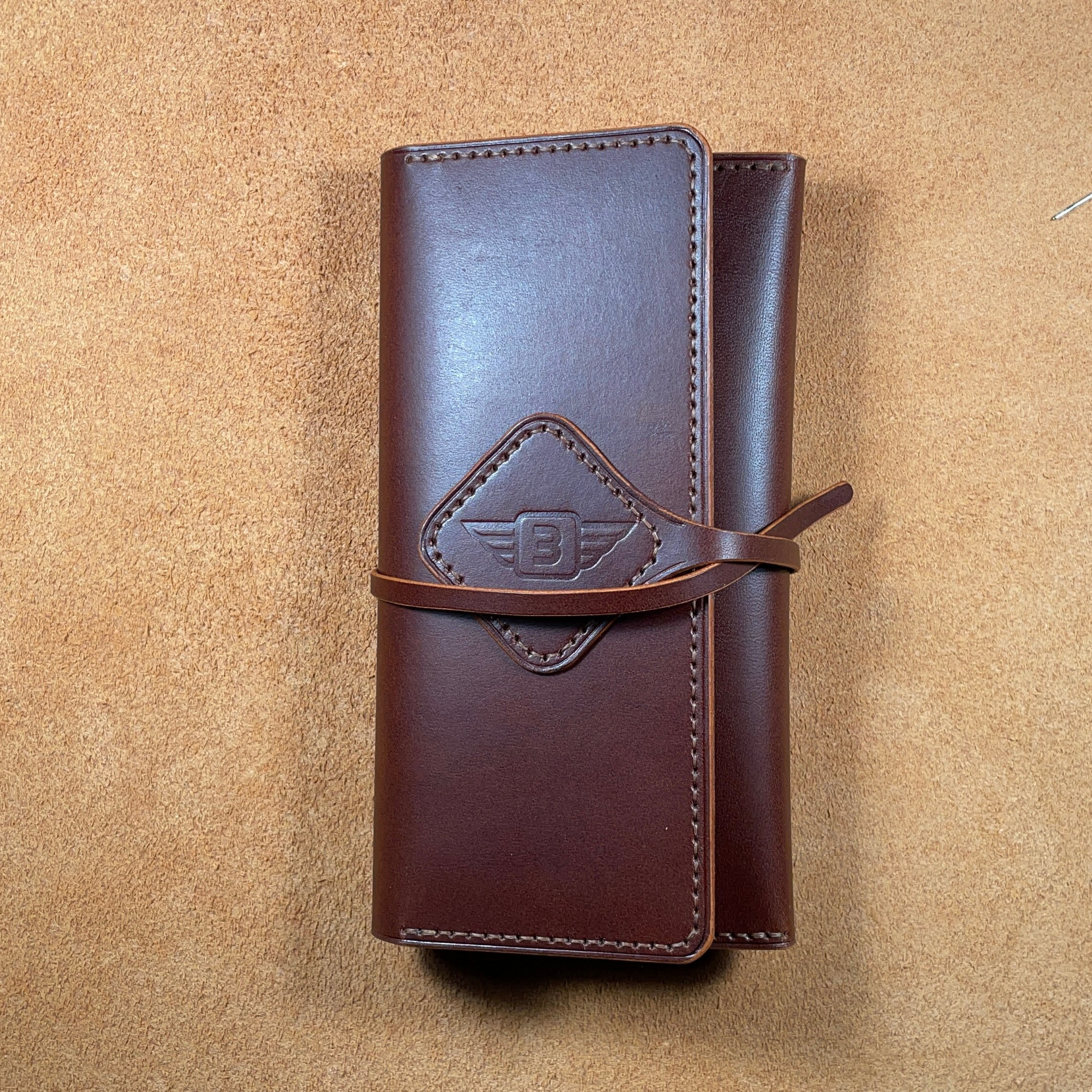 Кисет «Спутник». Ярослав Зинченко — кожевник города Воронеж