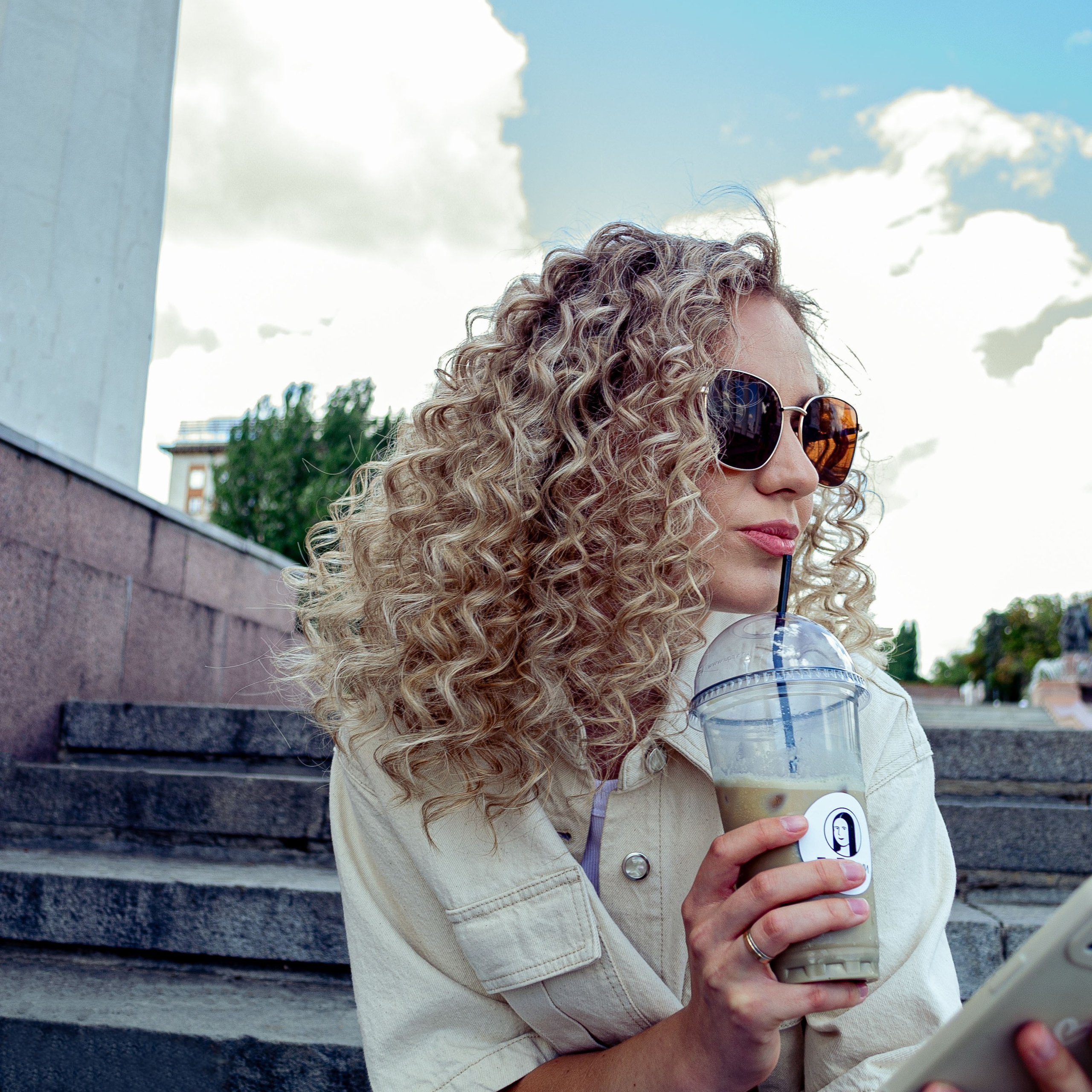 md: Виктория