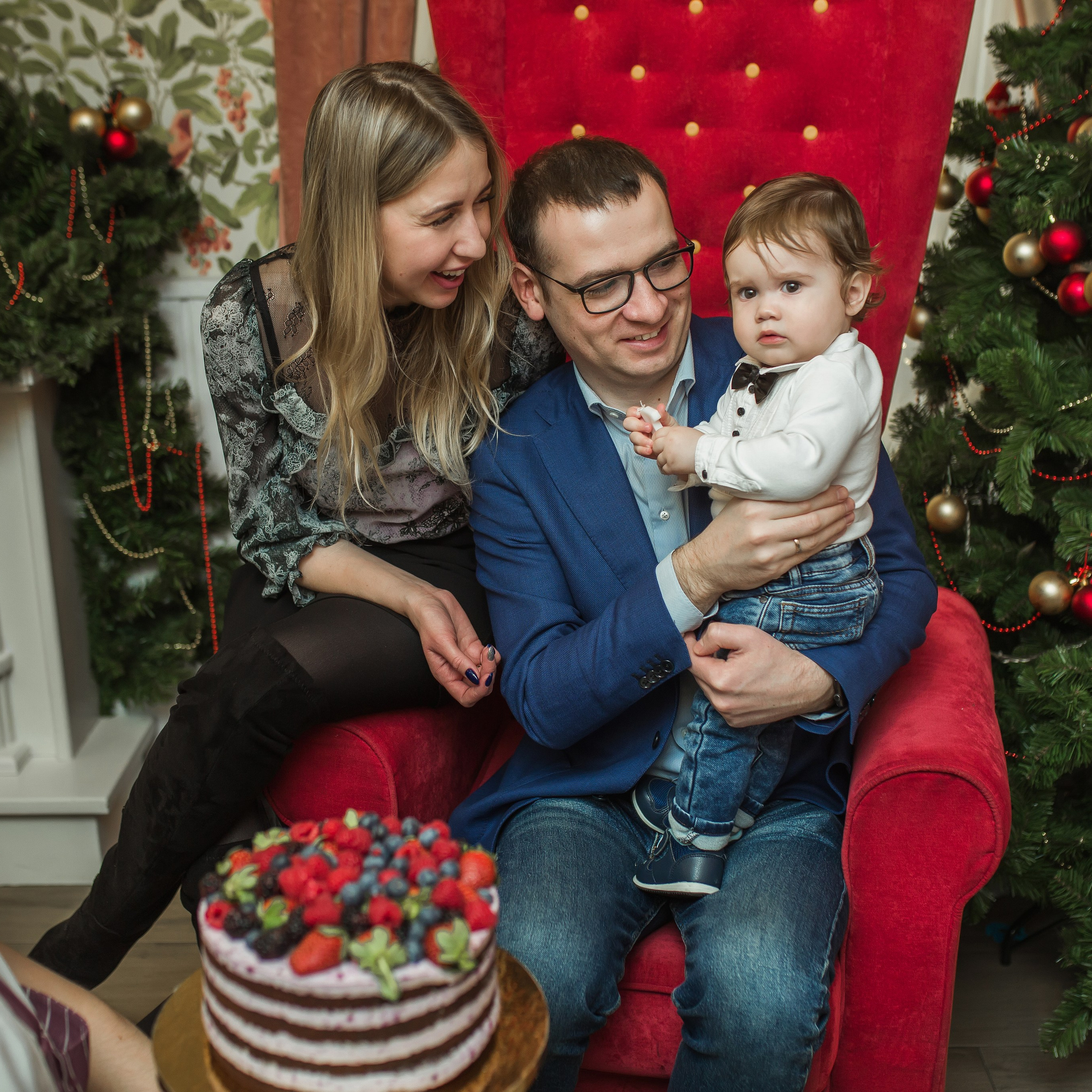 Годик Максиму