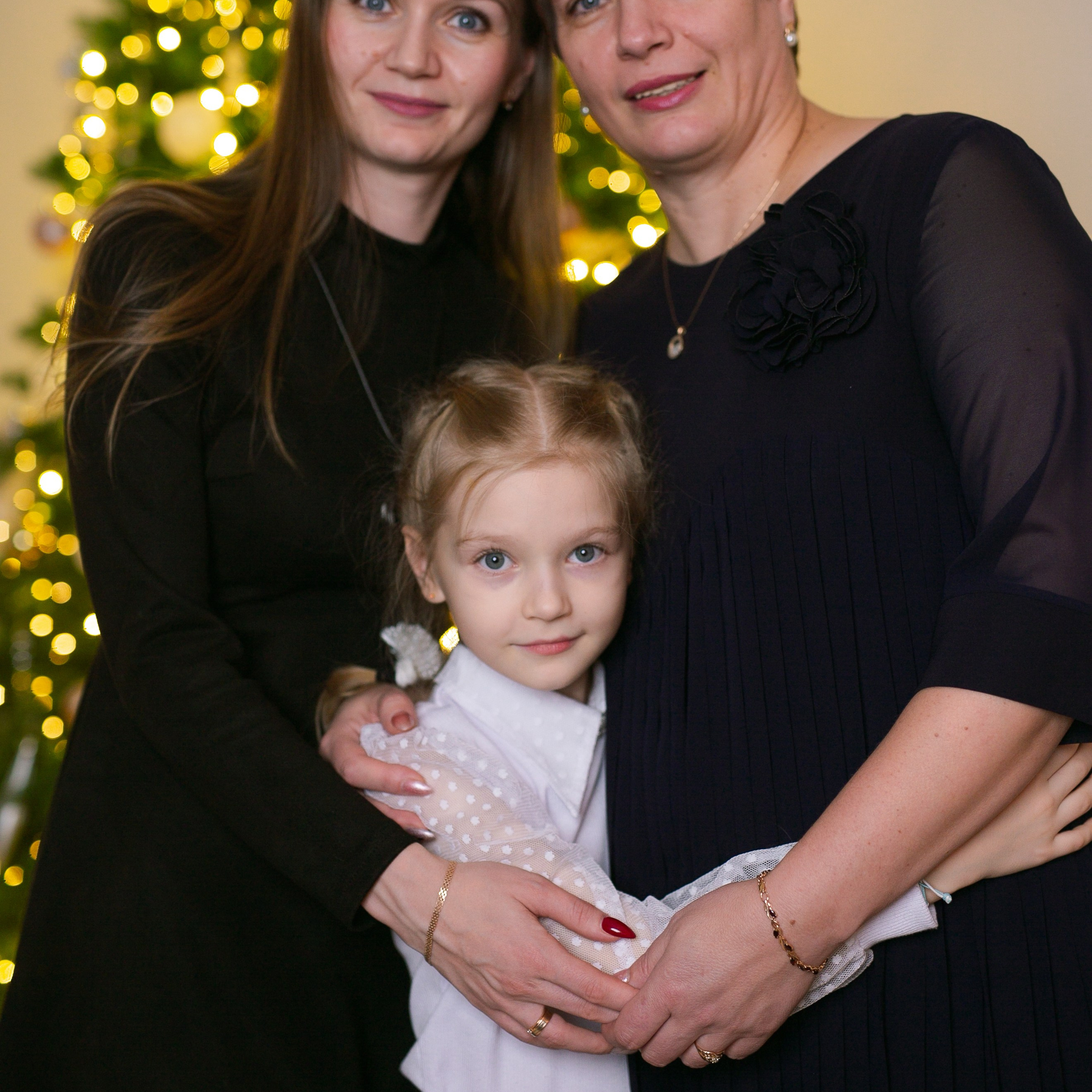 Отзывы. Кристина Босикова Семейный и детский фотограф Мирный (Якутия)