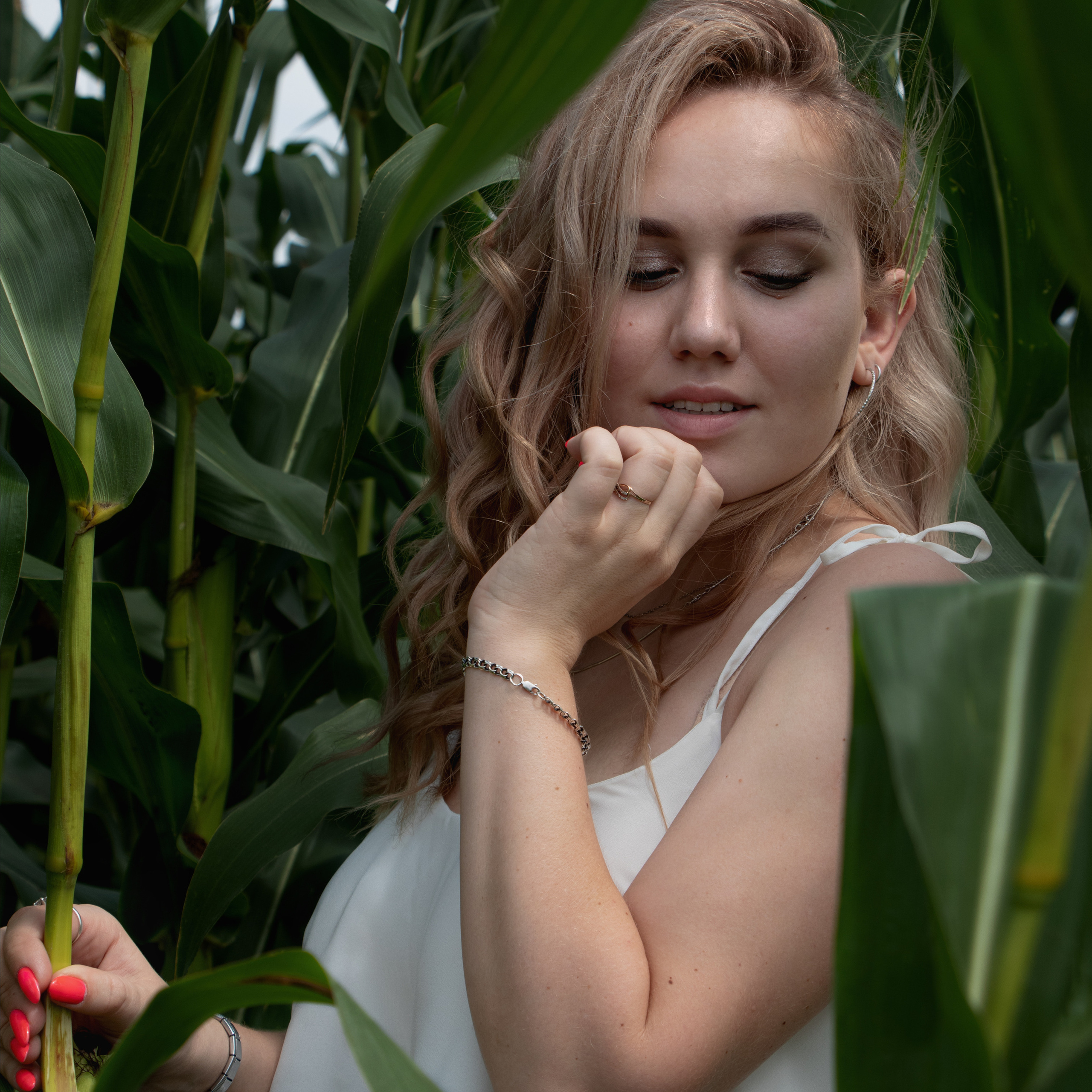 Оксана и поездка в поля