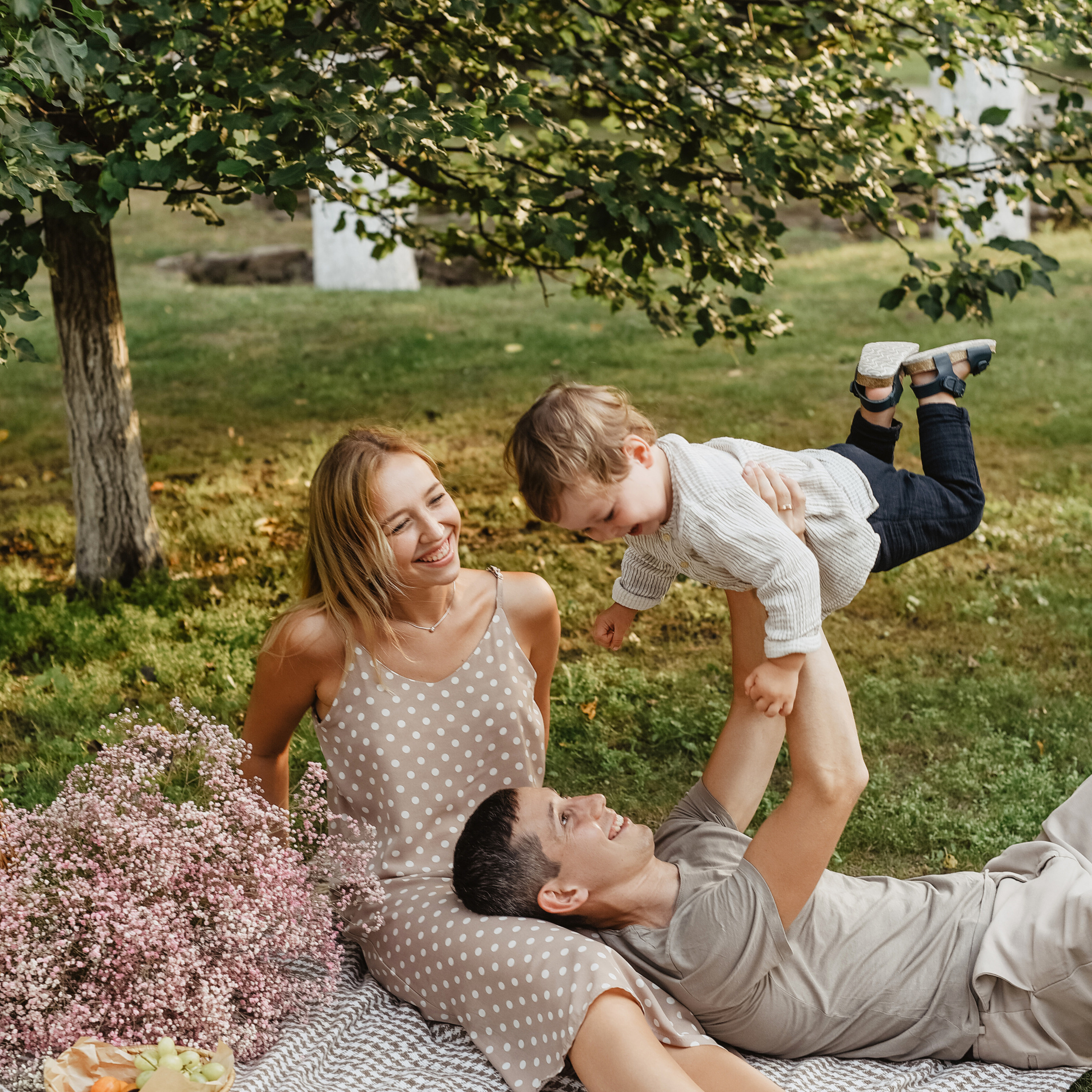 Ivan, Nastya & Makar
