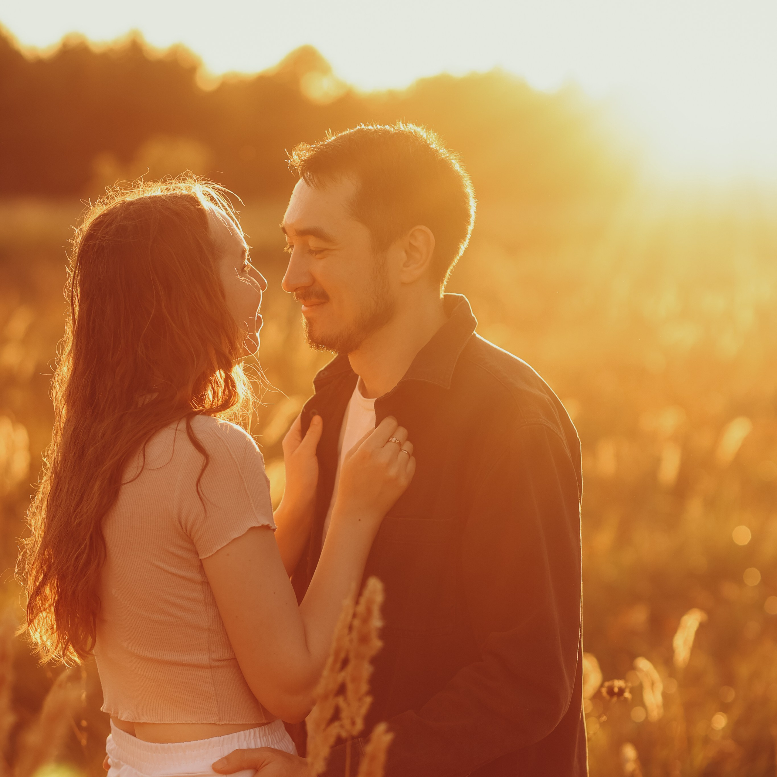 Прогулочная на закате