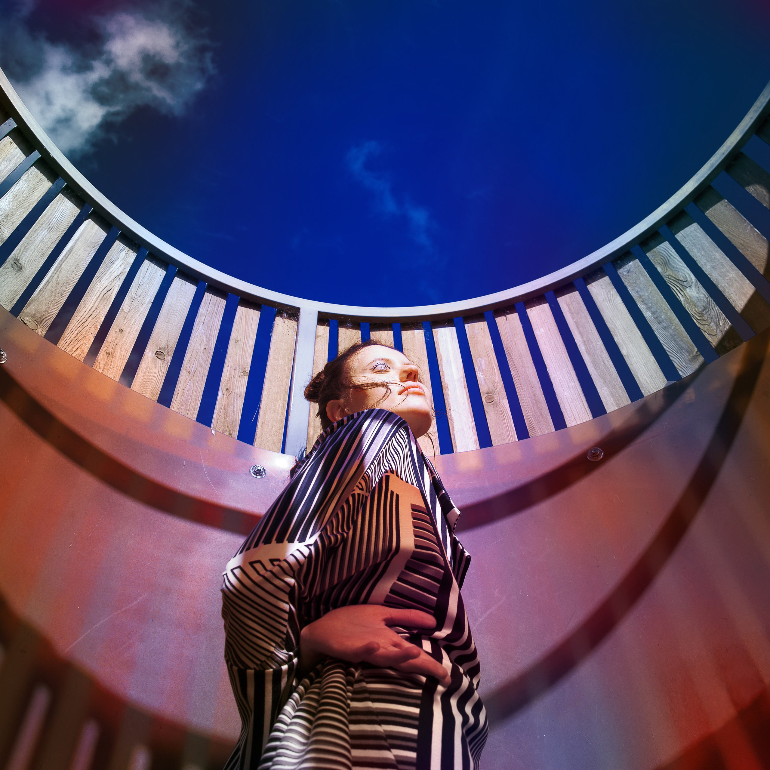 ИНФРАЗВУК — Что снаружи, то и внутри