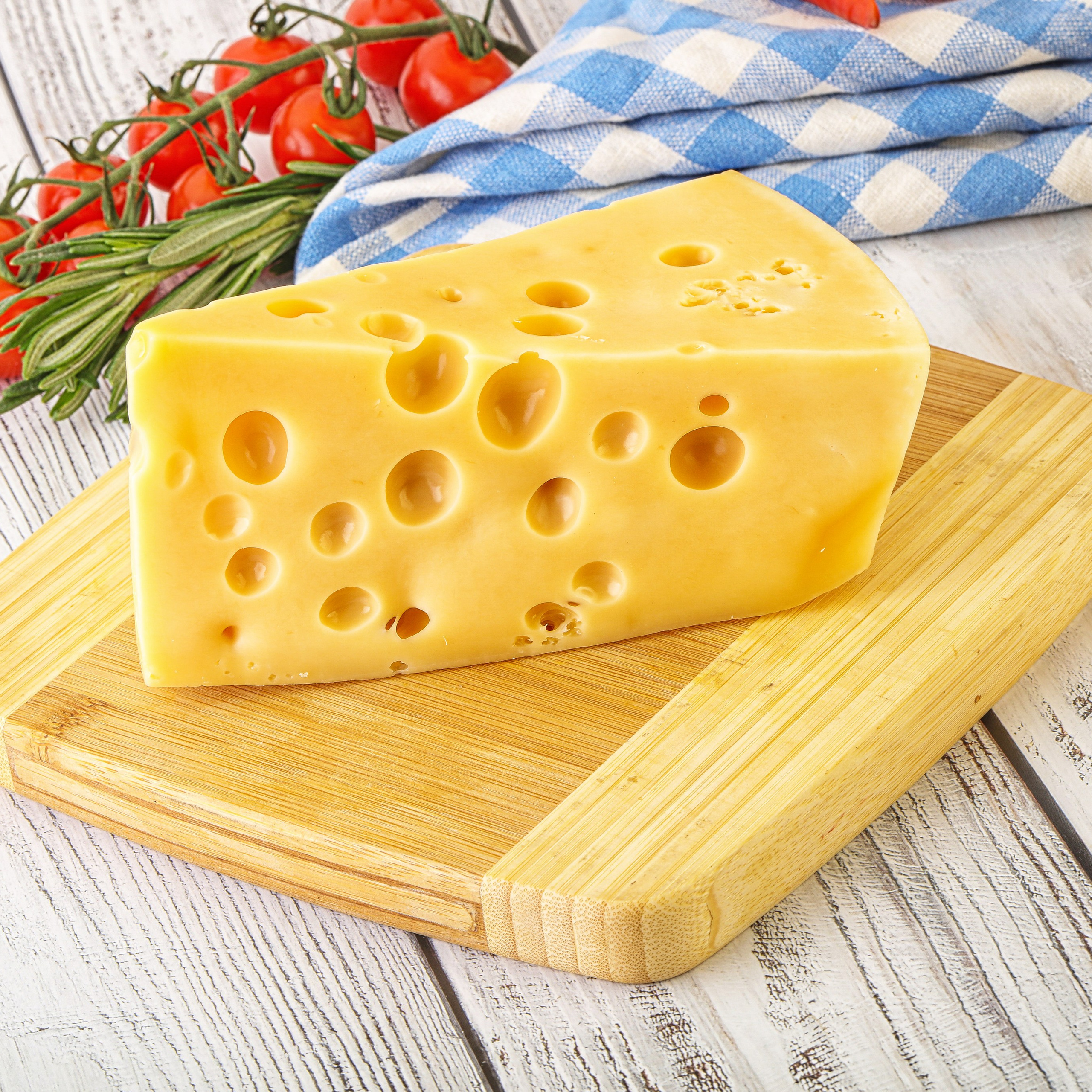 Сыр и молоко