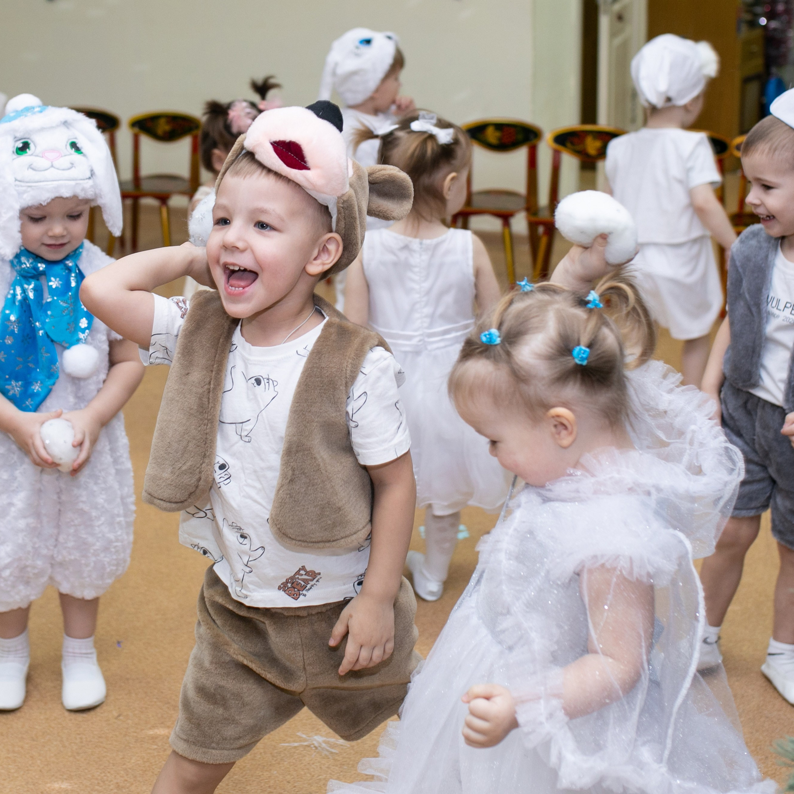 Жаконя д-с 490 Ясли новогодний утренник