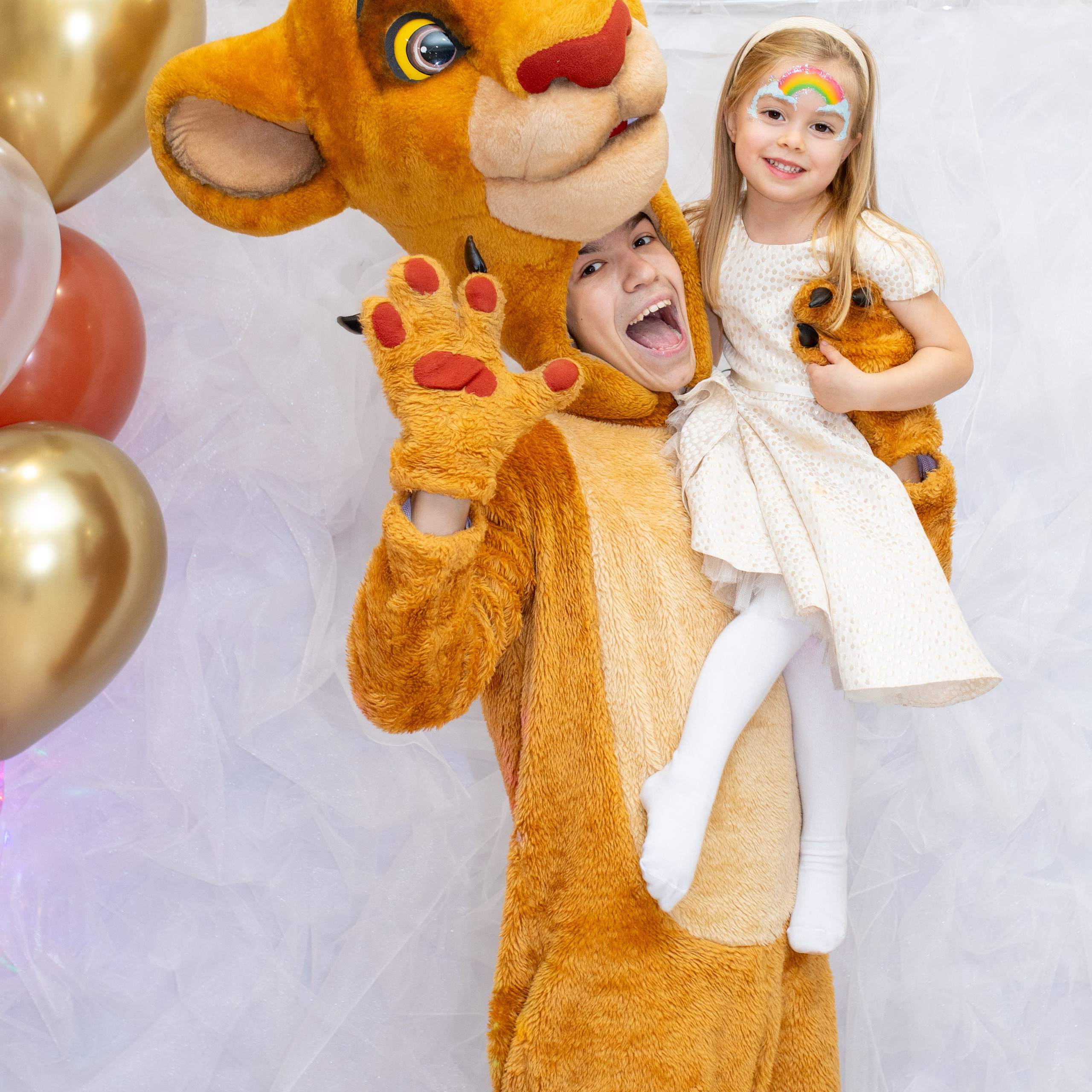 Др Алиса в стиле Король Лев