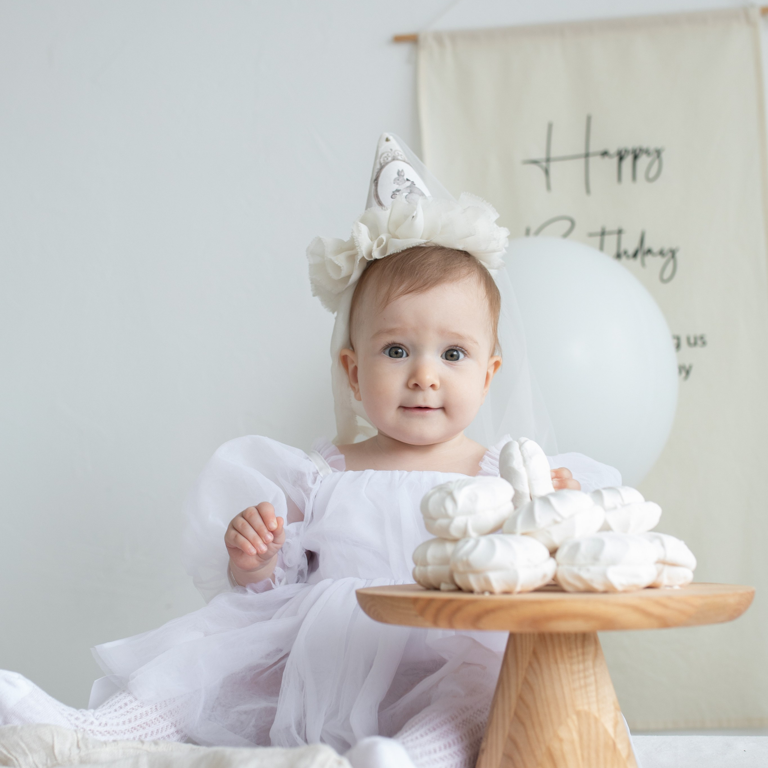 Василиса 1 годик