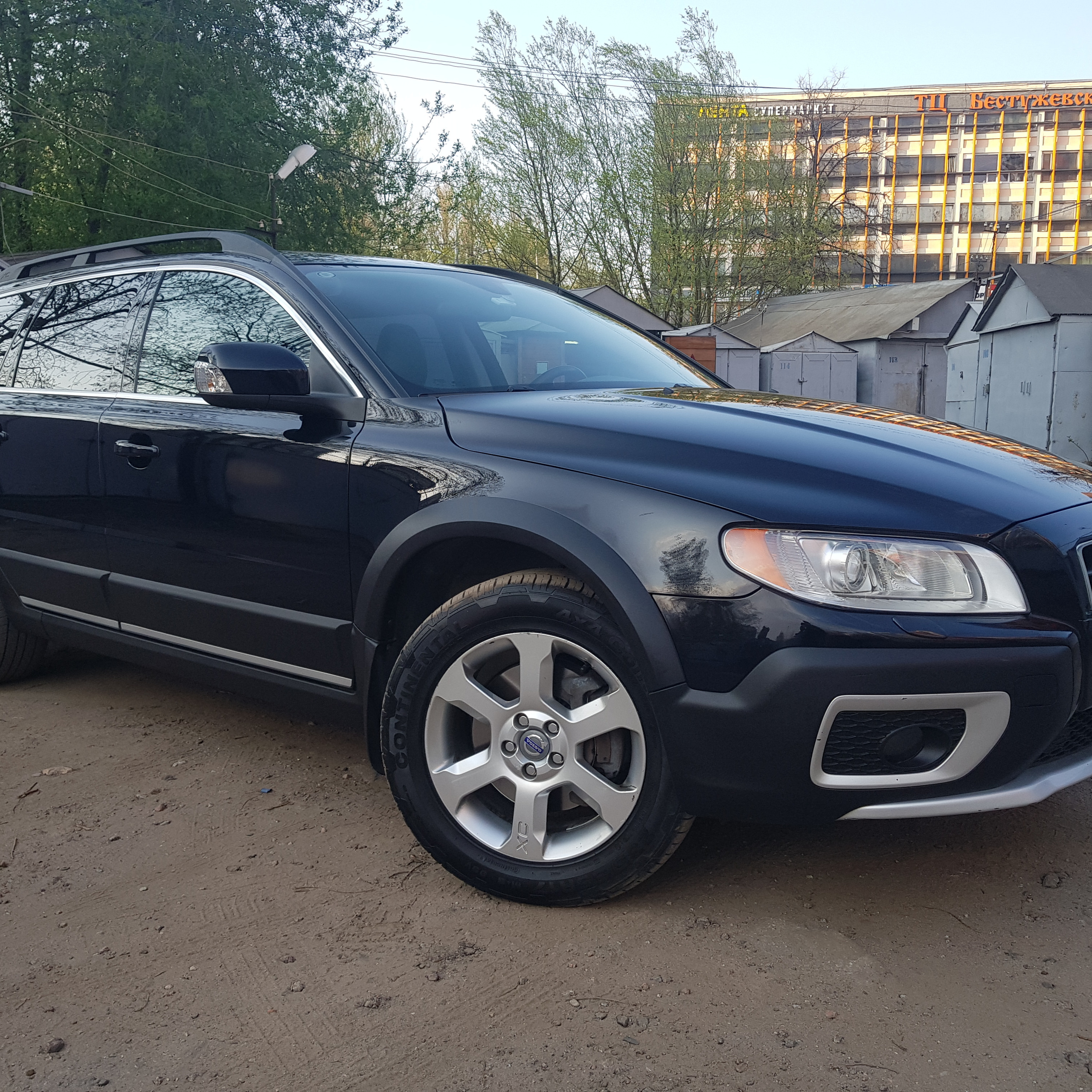 Volvo XC70