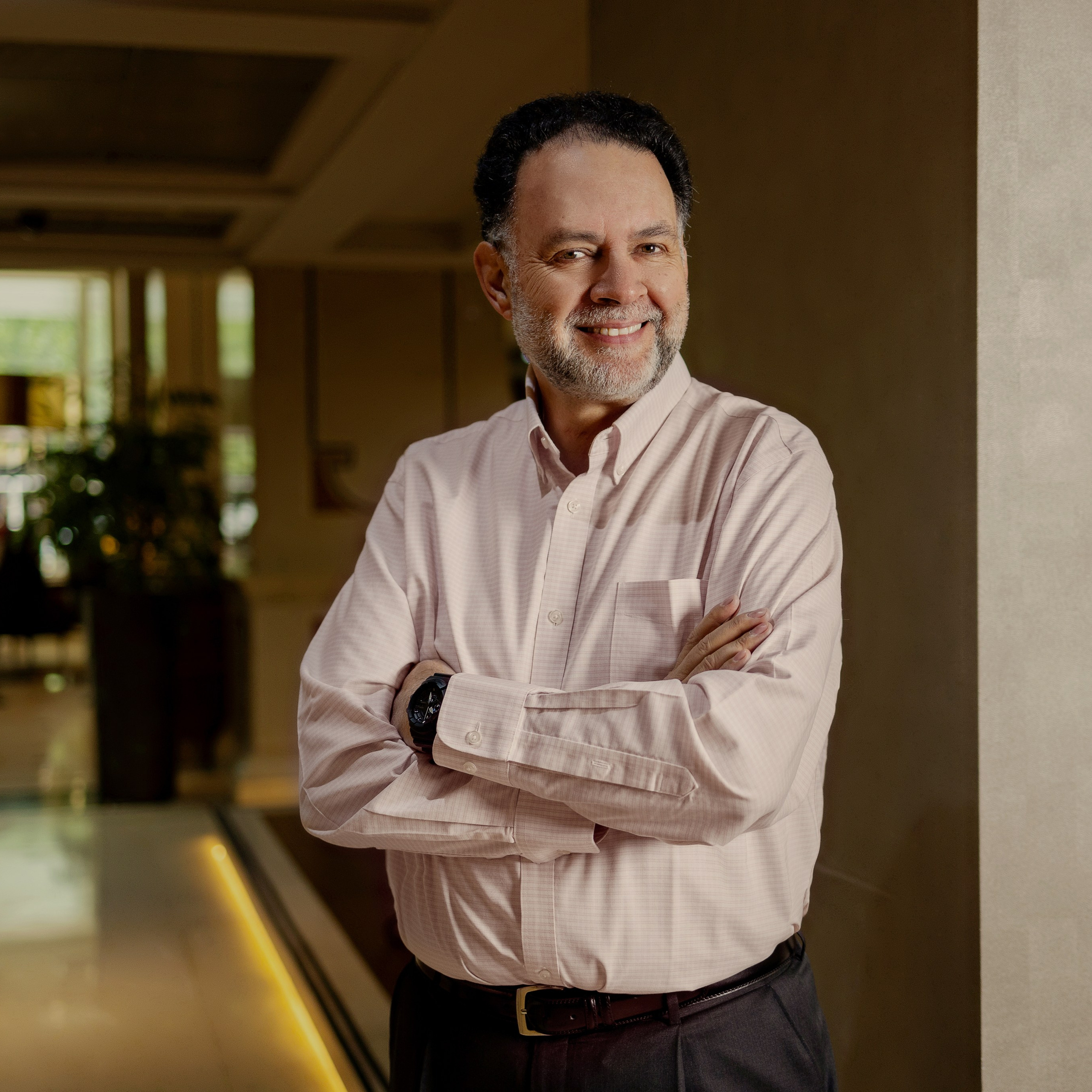 Fotógrafa en Santiago, Chile. Fotos Profesionales para LinkedIn, Empresas y Redes Sociales. Fotógrafa en Santiago, Chile | Julia Zalnova