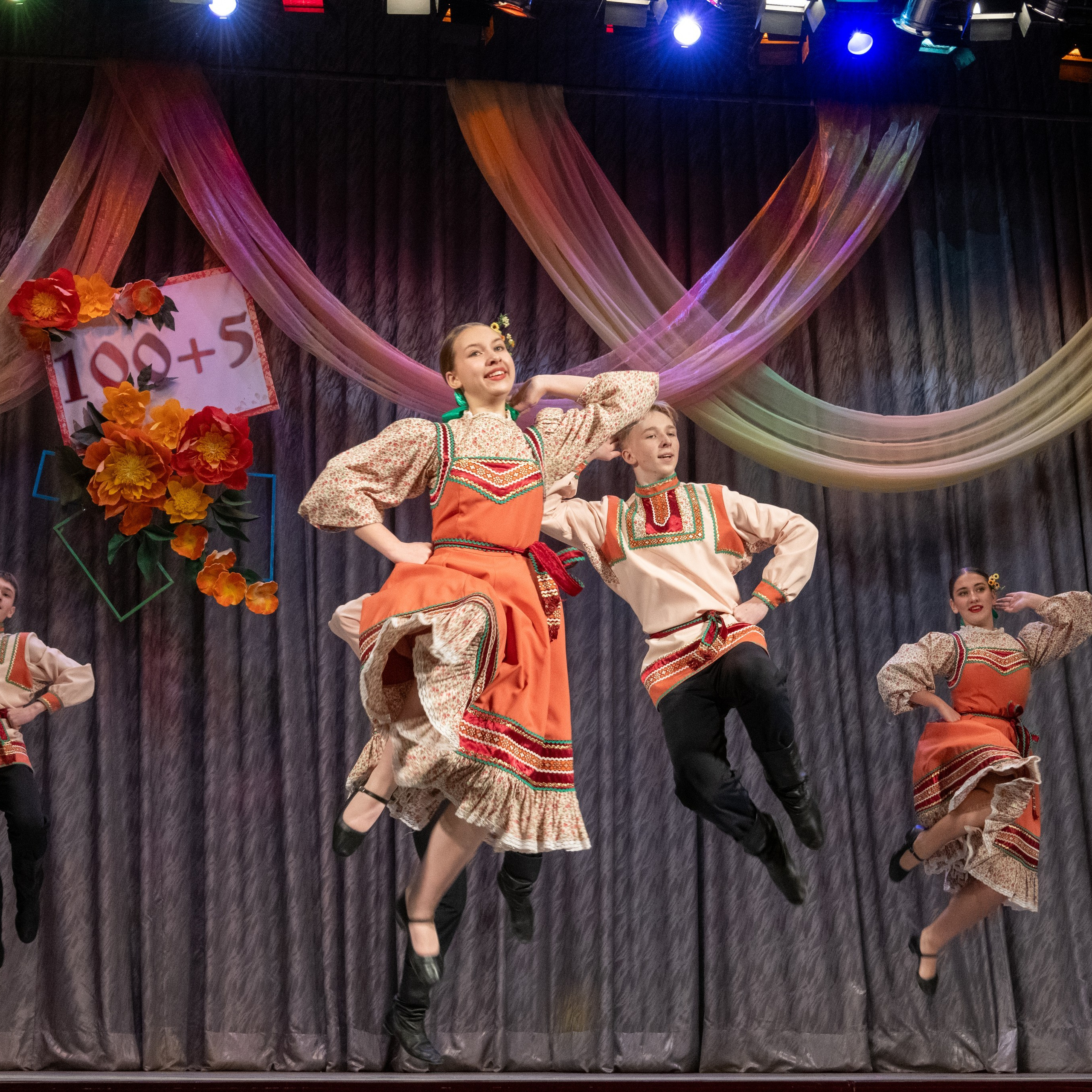 Страница отзывов о работе с Антоном Севастьяновым. Фотосъёмка интерьеров и архитектуры гостиниц, промышленная съёмка