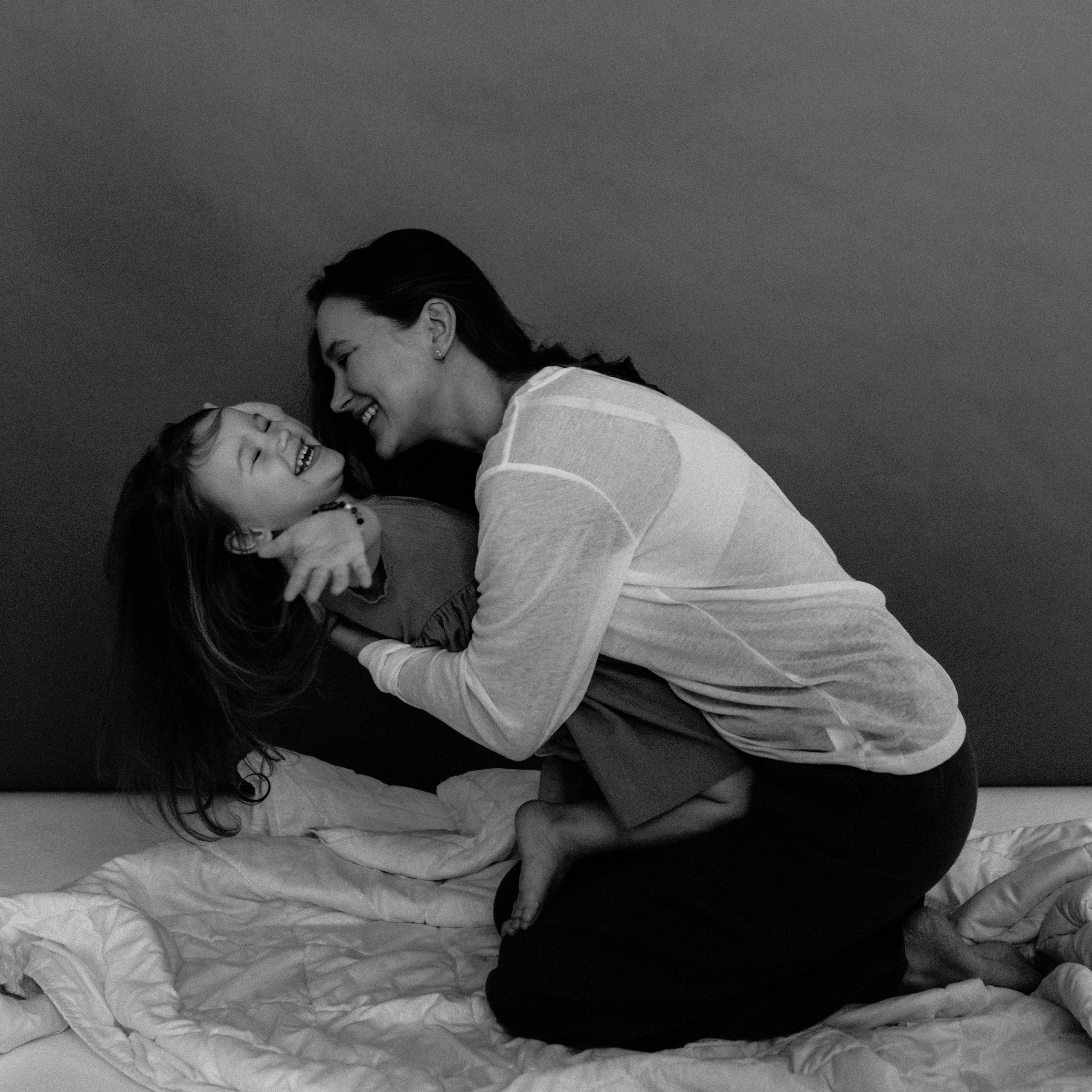 Аня с малышами. Www.kazakovaphoto.ru