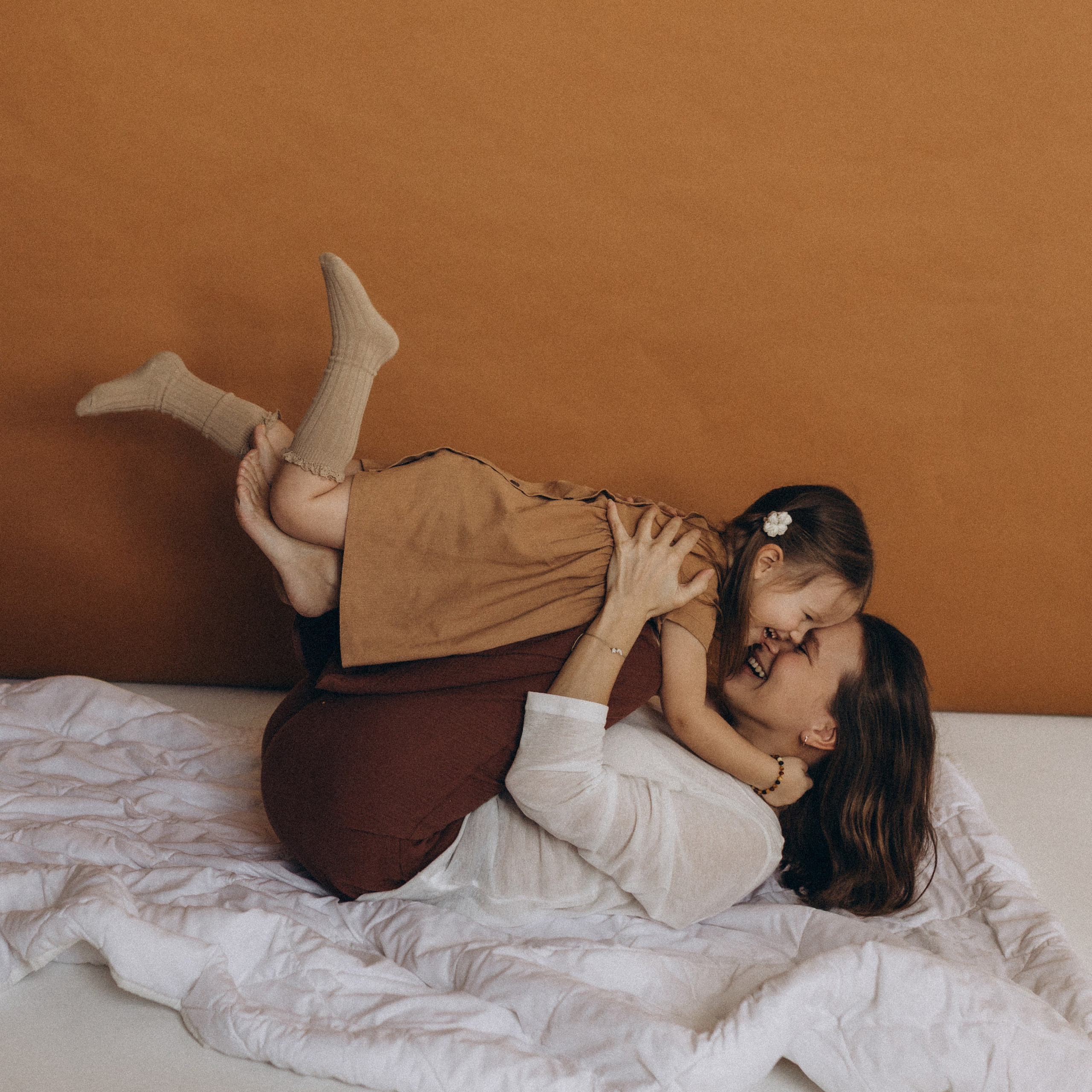 Аня с малышами. Www.kazakovaphoto.ru