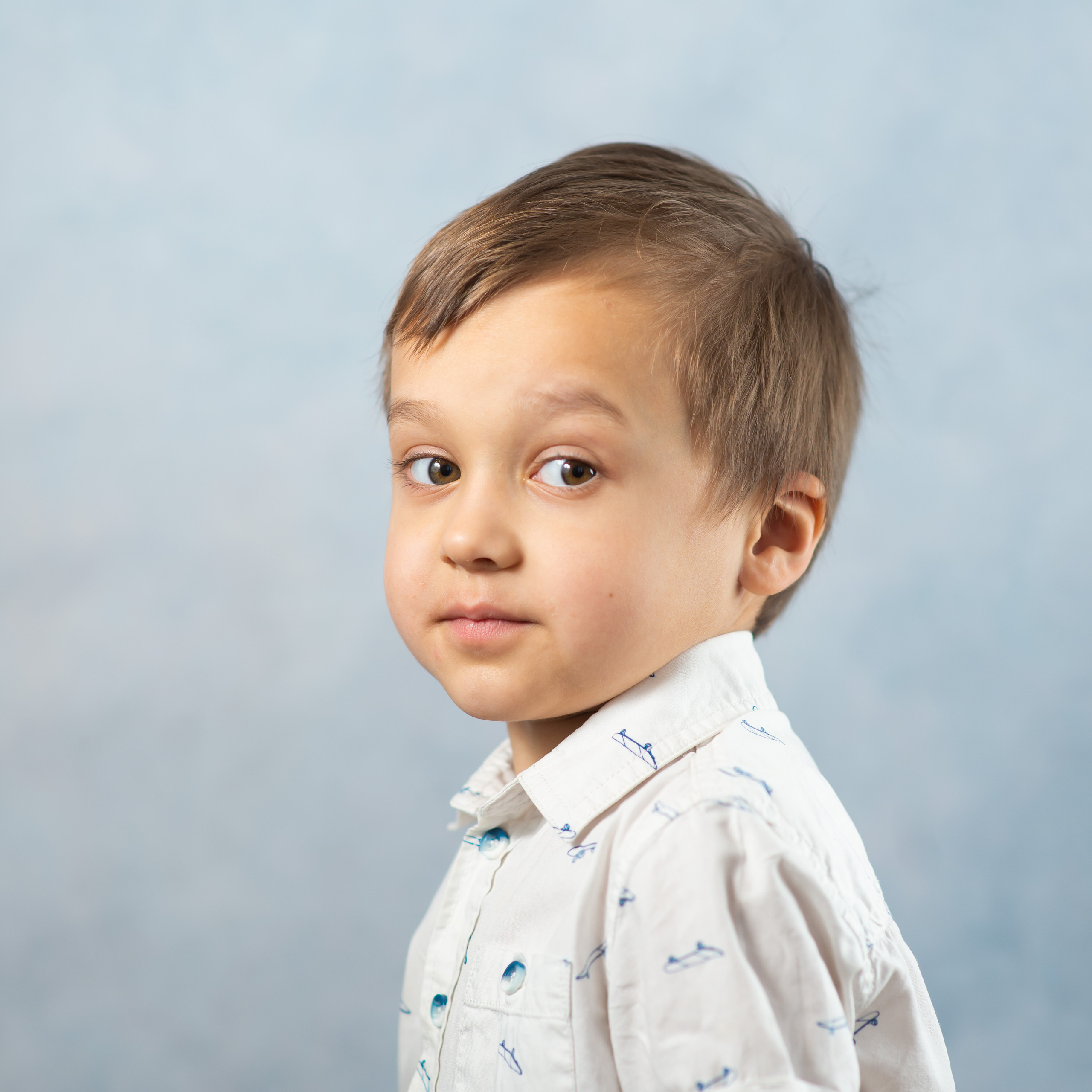 Пример фото портретов на светлом фоне