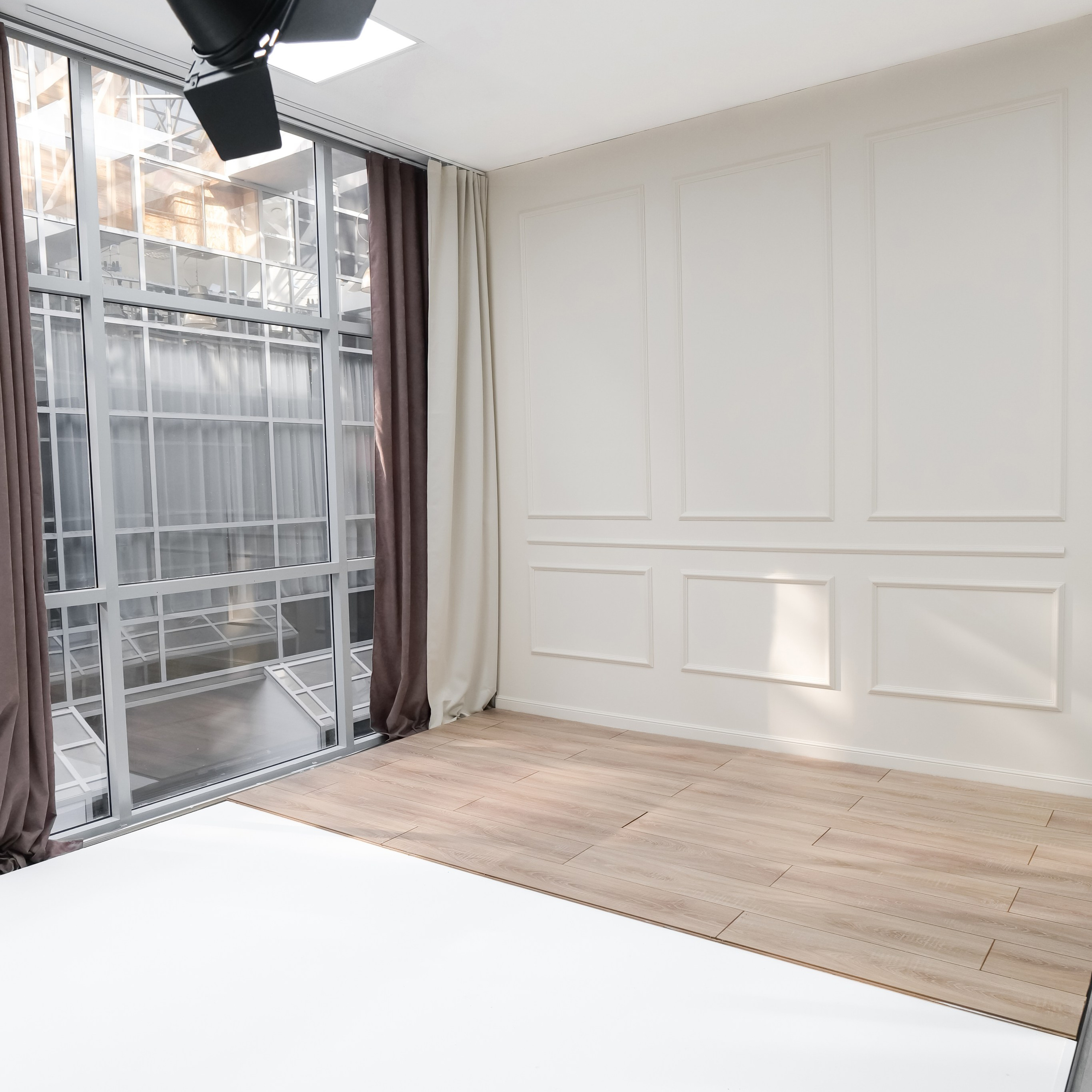 PURE PHOTO STUDIO Аренда фотостудии с циклорамой в Москве. Фотограф в Москве Ксения Насокина