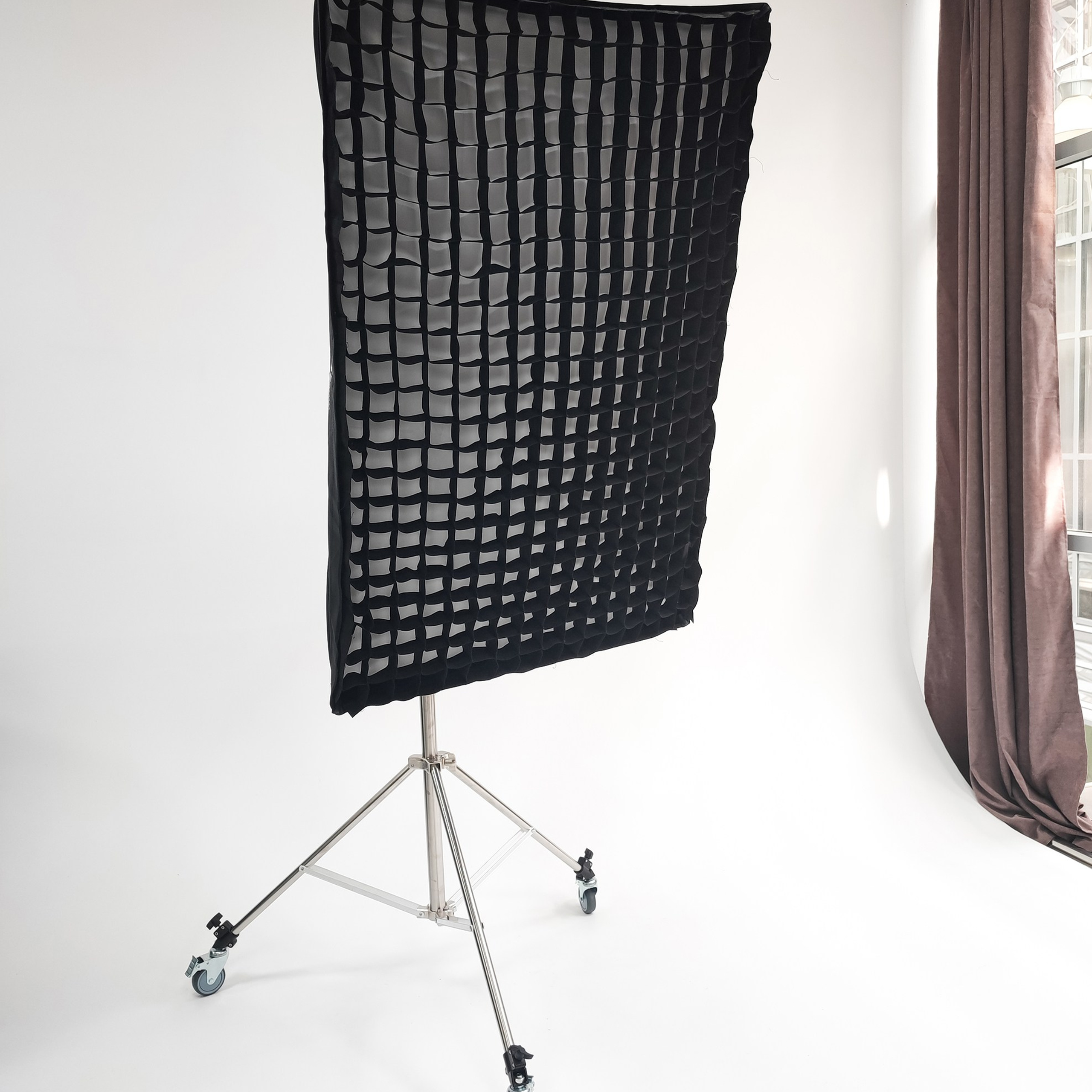 PURE PHOTO STUDIO Аренда фотостудии с циклорамой в Москве. Фотограф в Москве Ксения Насокина