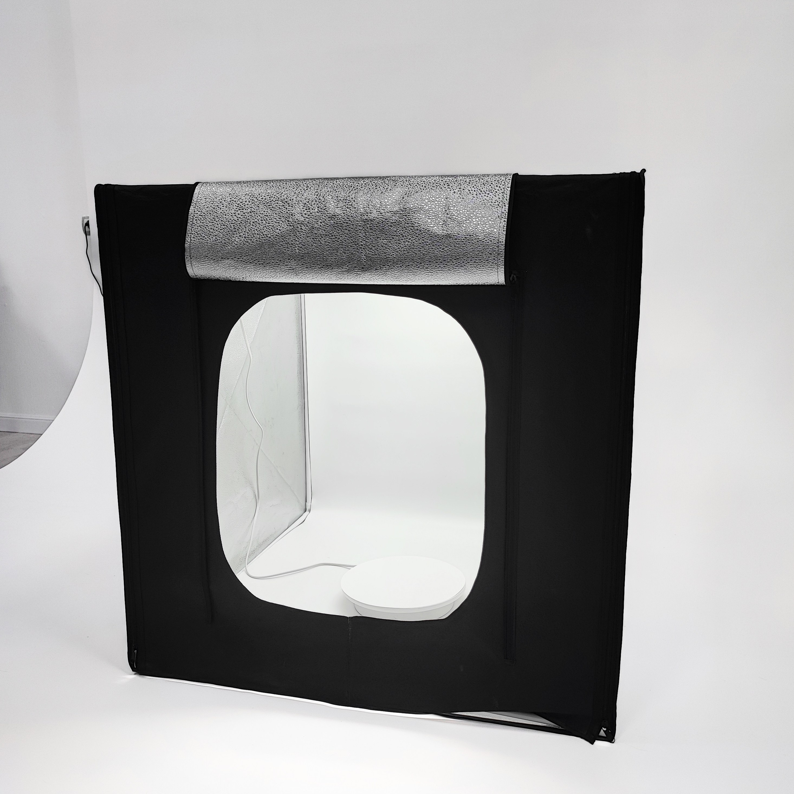 PURE PHOTO STUDIO Аренда фотостудии с циклорамой в Москве. Фотограф в Москве Ксения Насокина