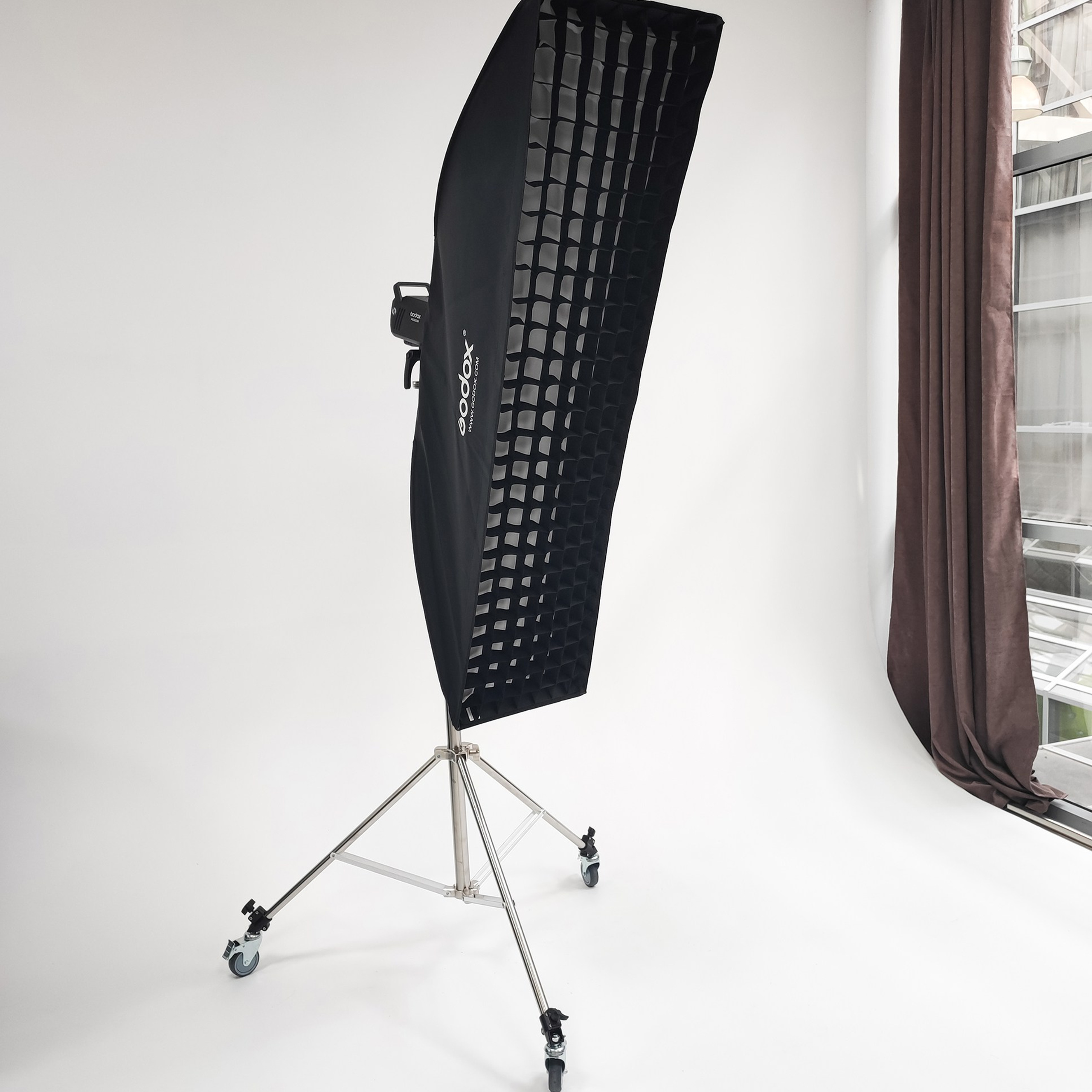 PURE PHOTO STUDIO Аренда фотостудии с циклорамой в Москве. Фотограф в Москве Ксения Насокина