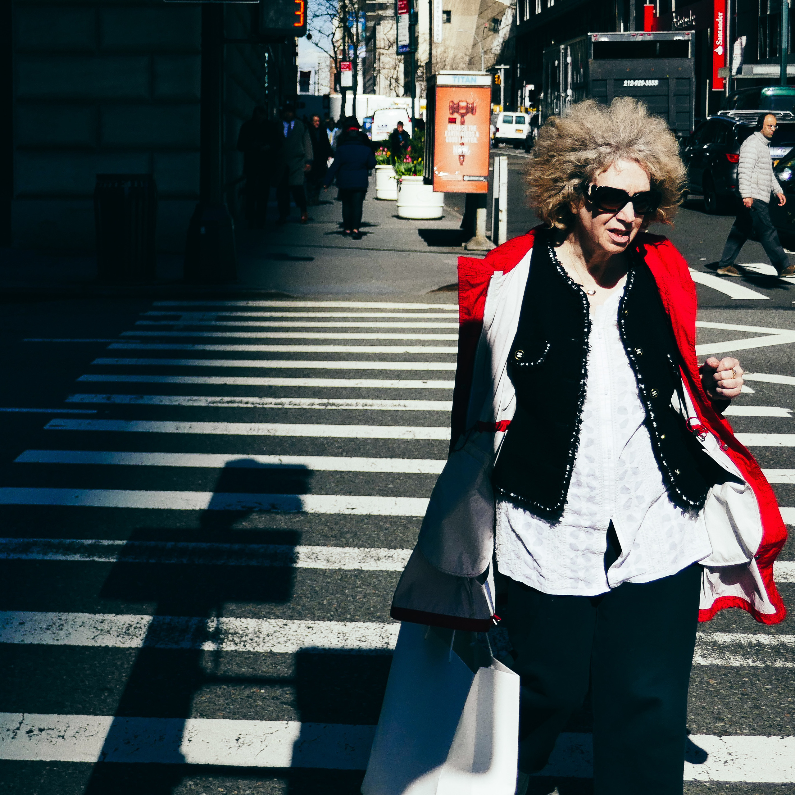 Street photo in New York, February 2019 / Street photo in New York, February 2019