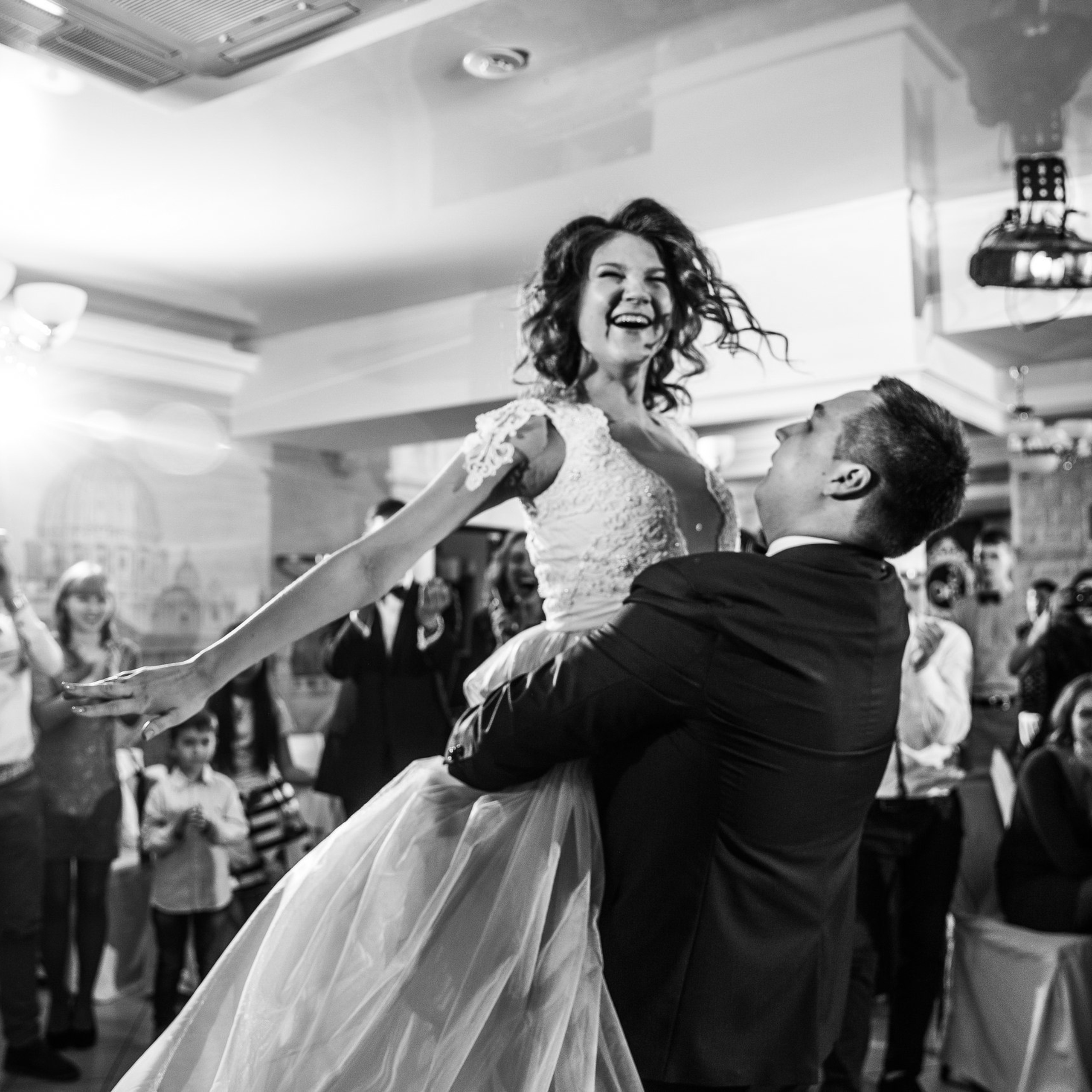 Отзывы от клиентов фотографа в Москве. Портфолио свадебного фотографа. Роман Каргаполов