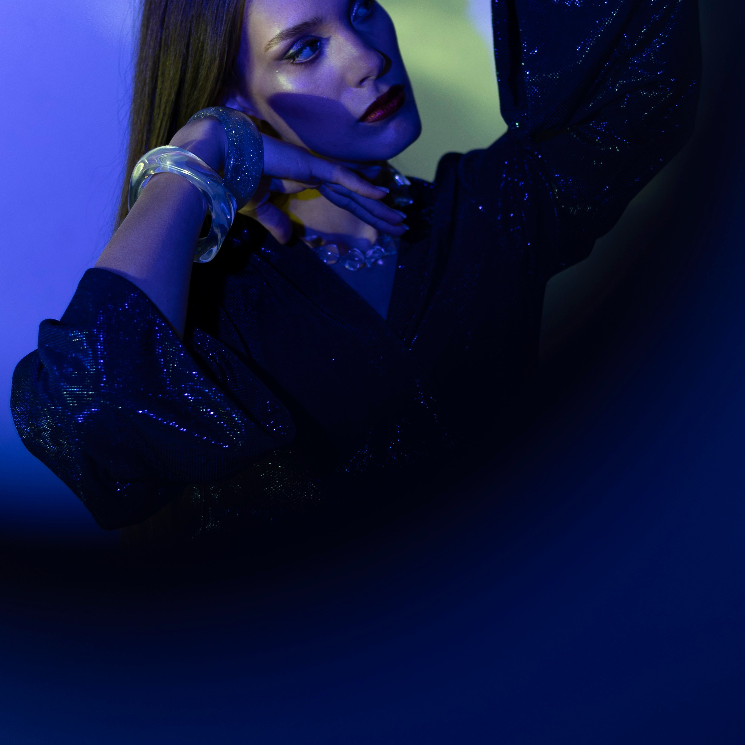 Во&nbsp;власти бликов. Md: Елизавета