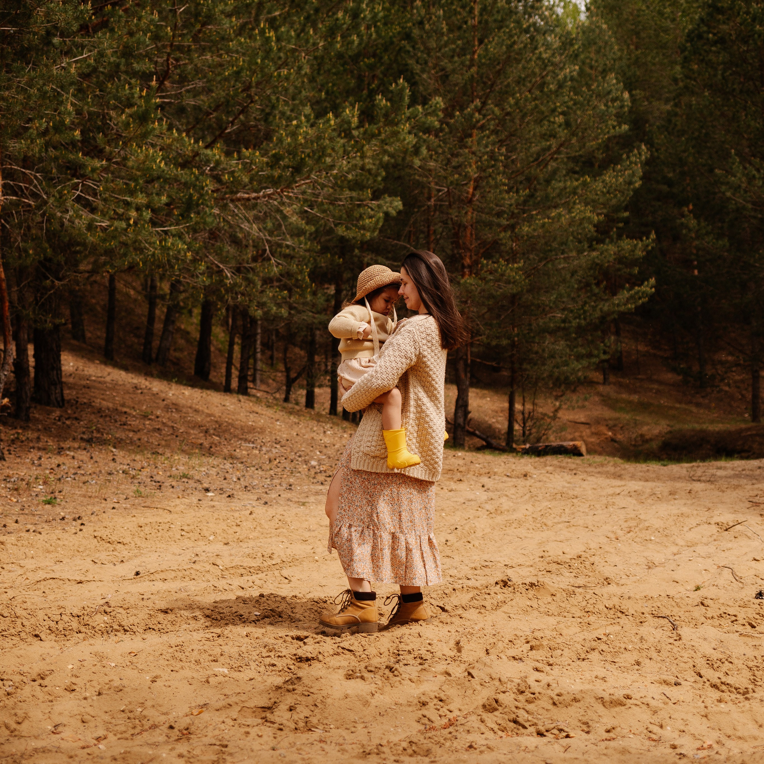 Лес и песок