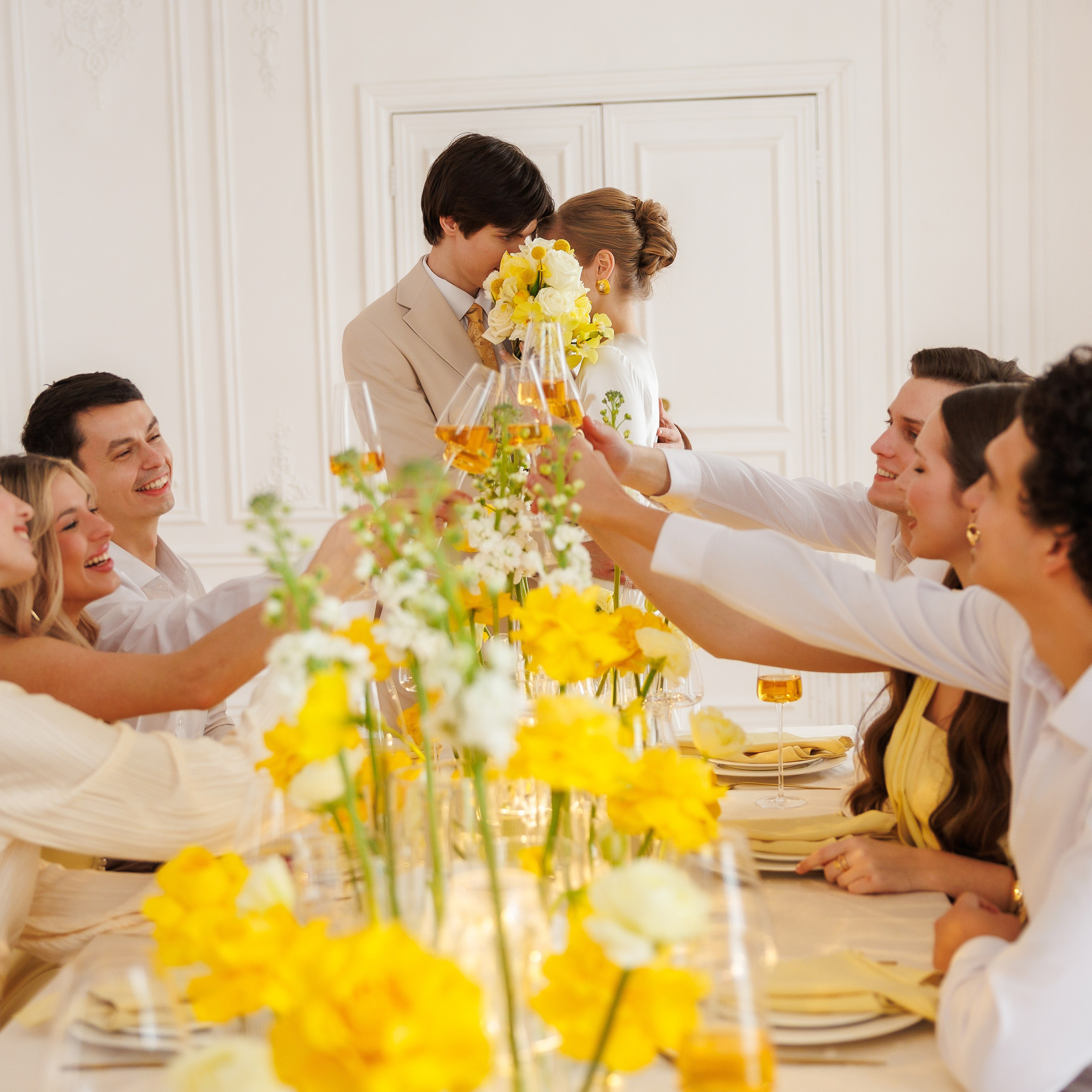 Камерная свадьба: весеннее настроение