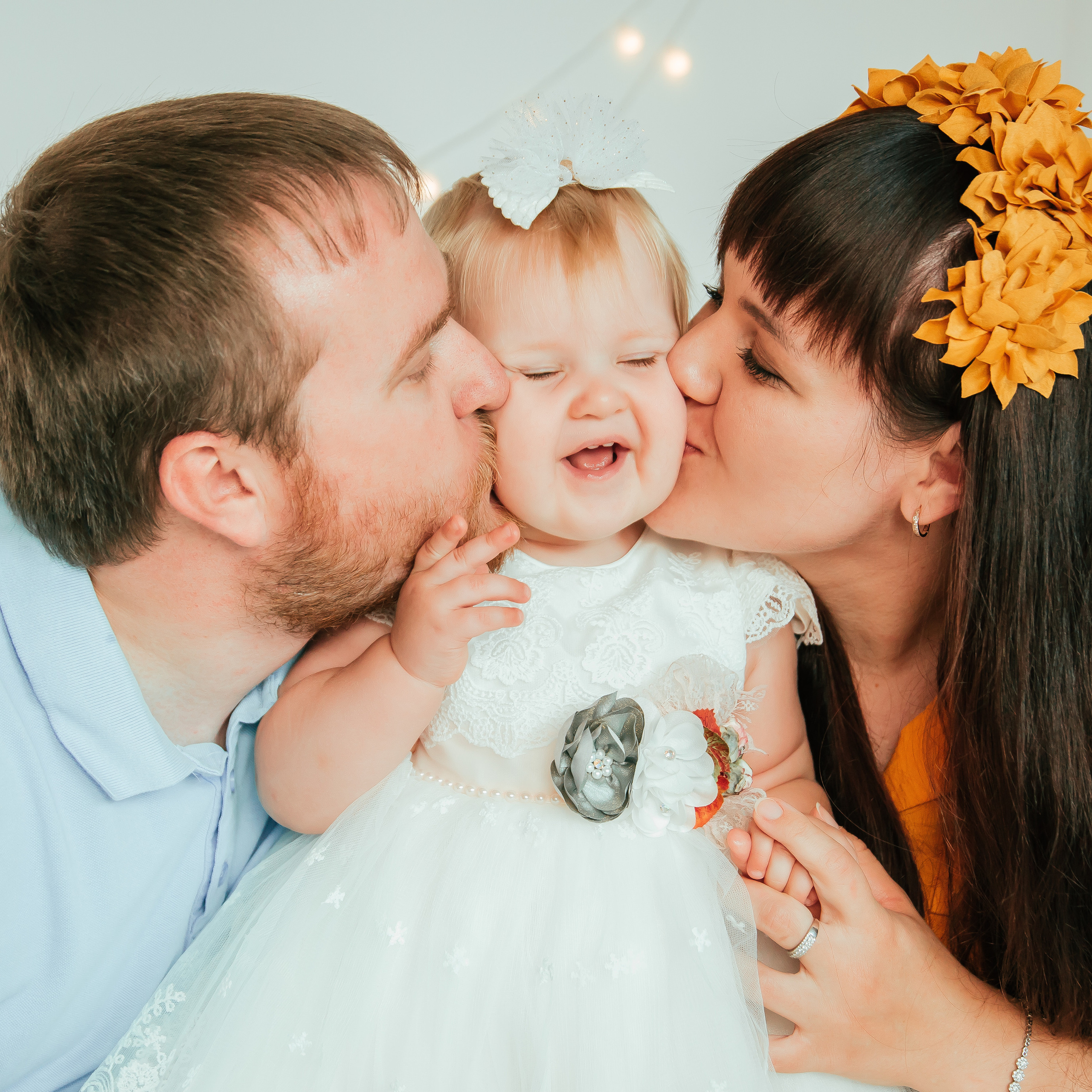 ДЕНЬ РОЖДЕНИЯ АЛИСЫ