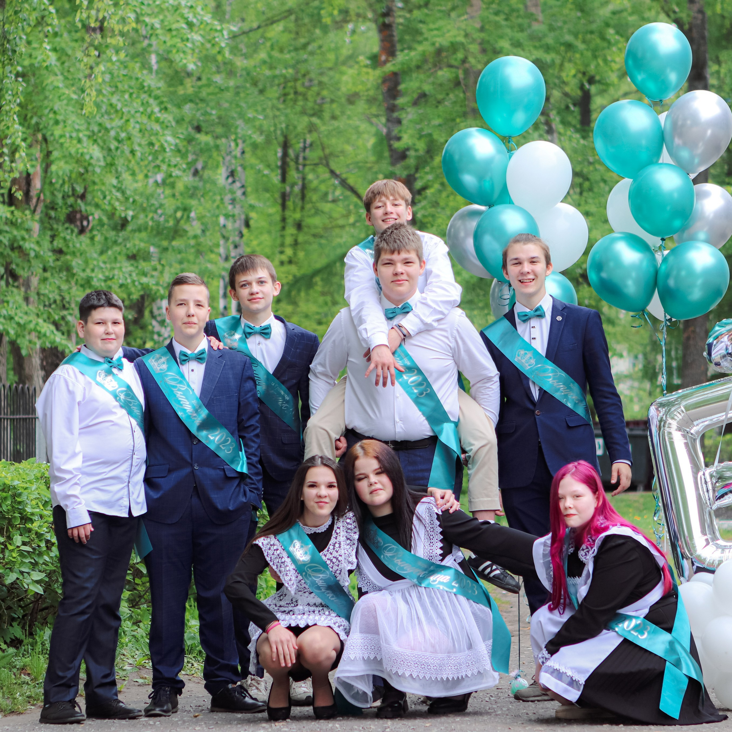 Выпускники 9 класс