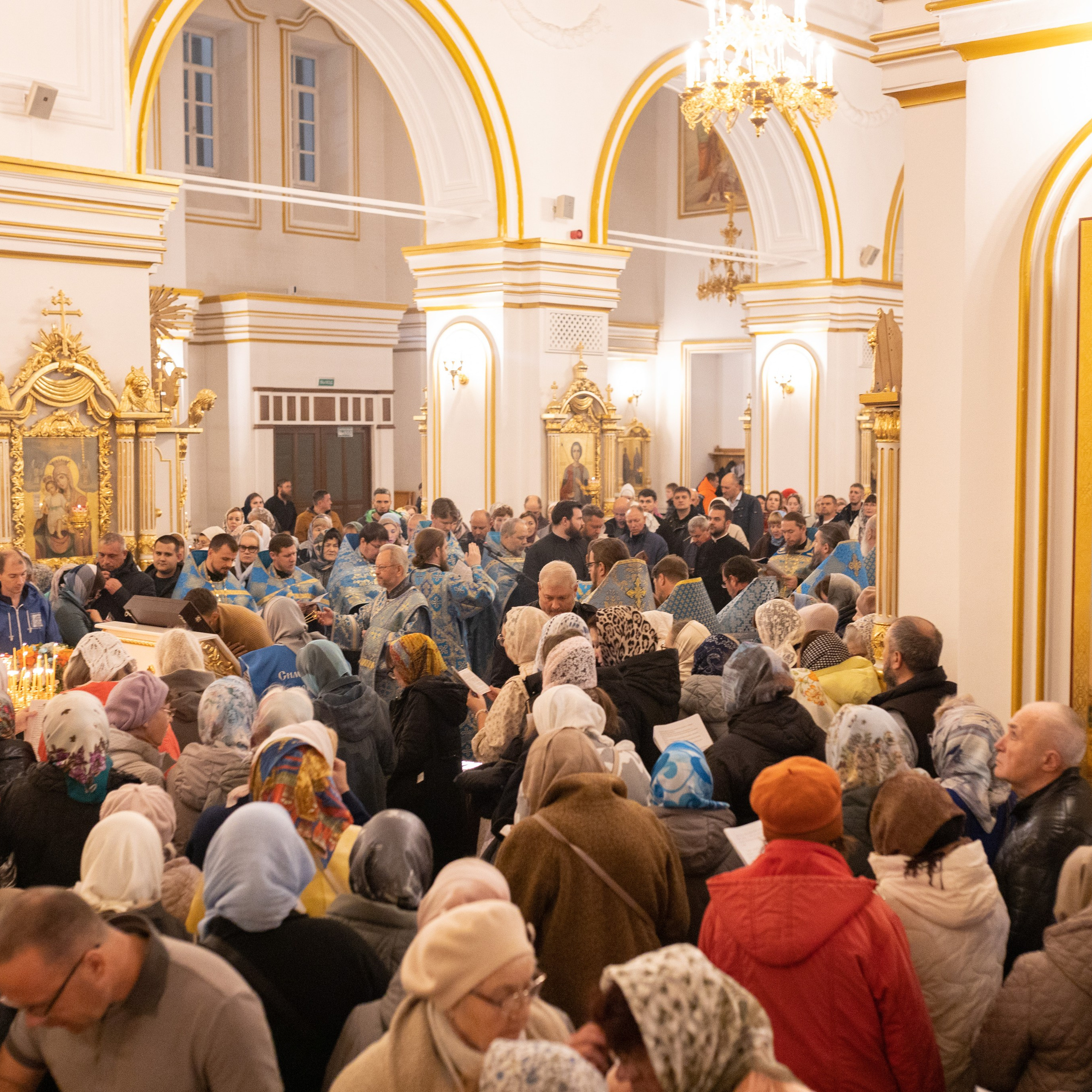 ПРИНЕСЕНИЕ КОВЧЕГА С ЧАСТЬЮ ПОЯСА ПРЕСВЯТОЙ БОГОРОДИЦЫ🕊️. Семейный и детский фотограф в Ульяновске — Лилия Павленкова