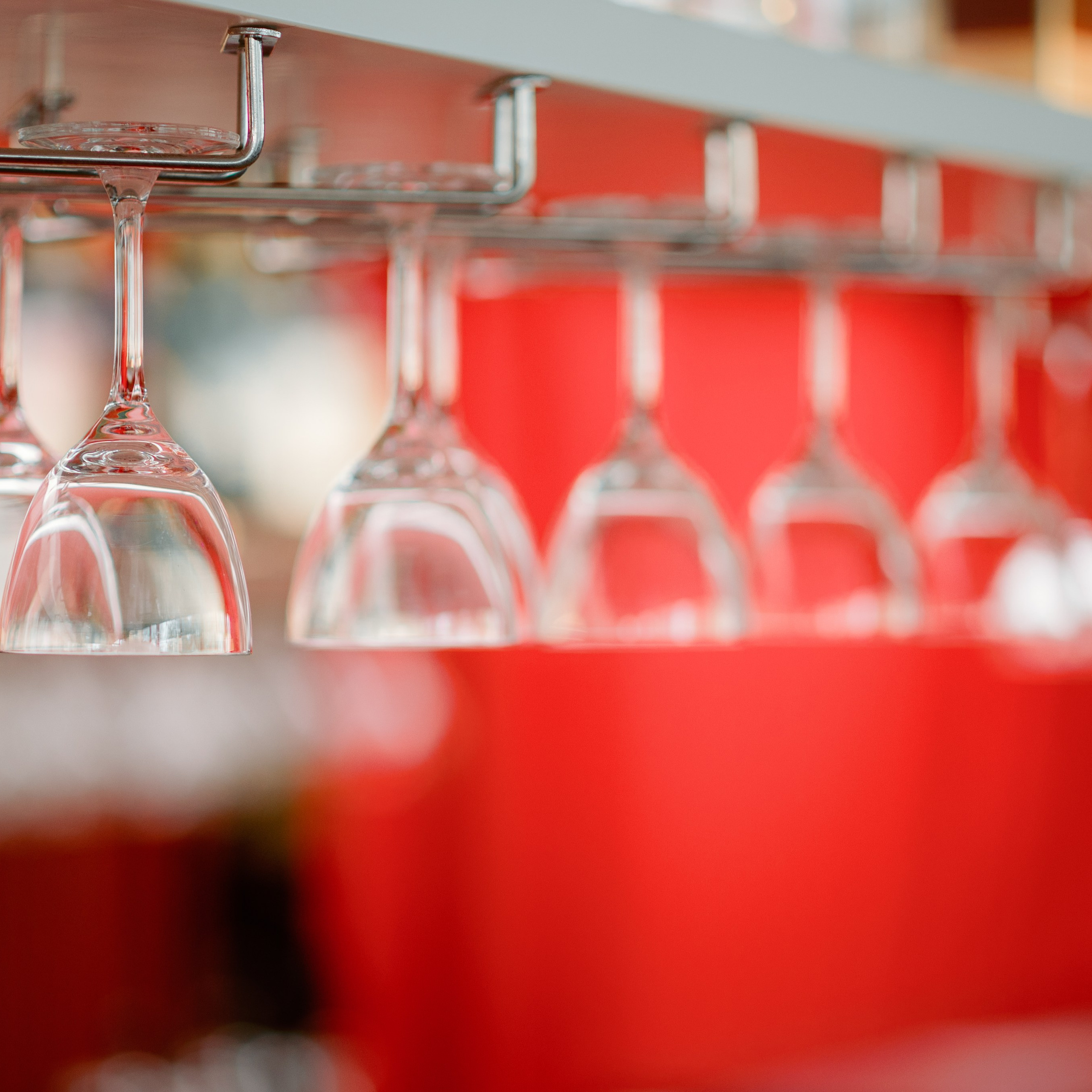 Ресторан. День рождения. Атмосфера