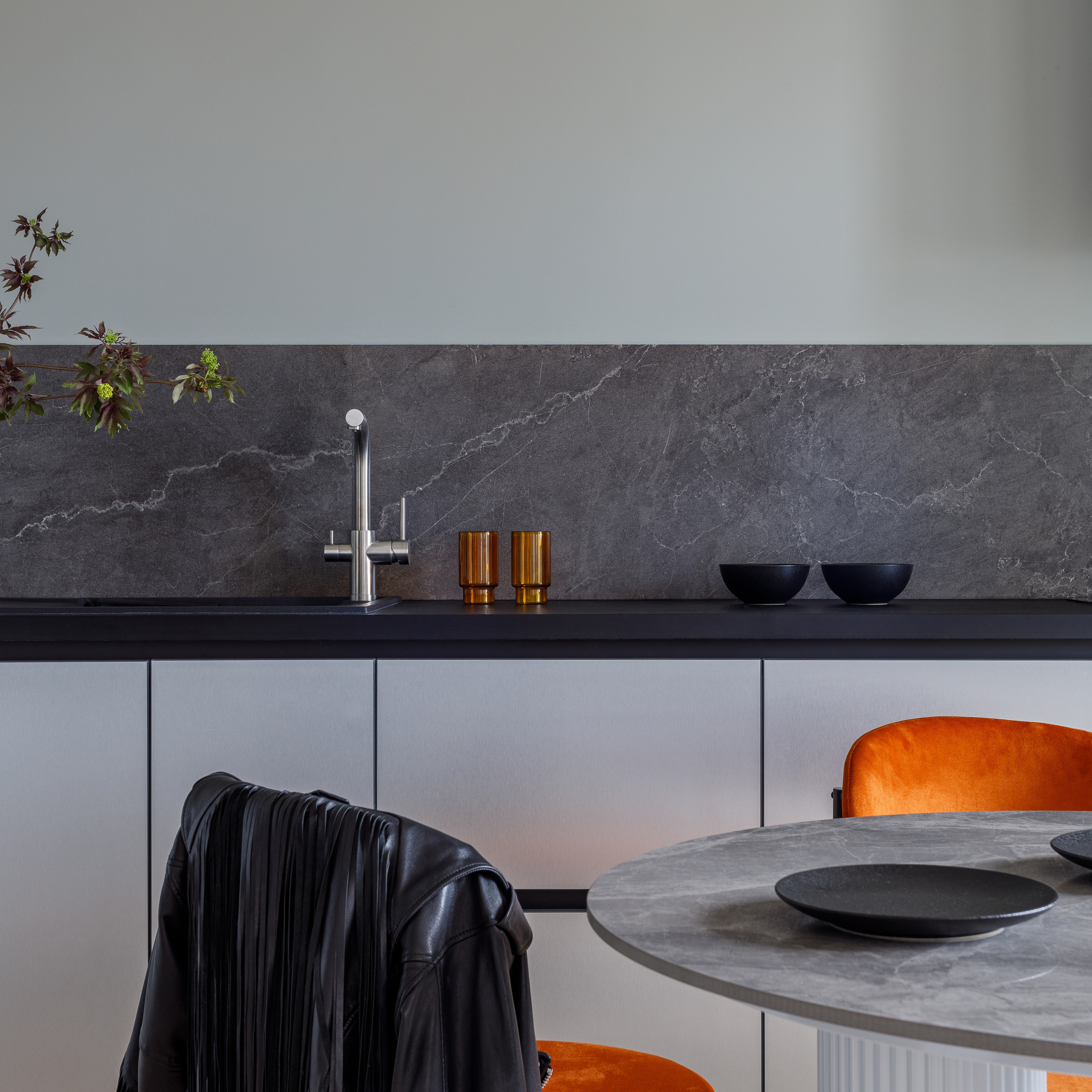 Интерьерный фотограф Дима Птицын и стилист Дарья Копылова