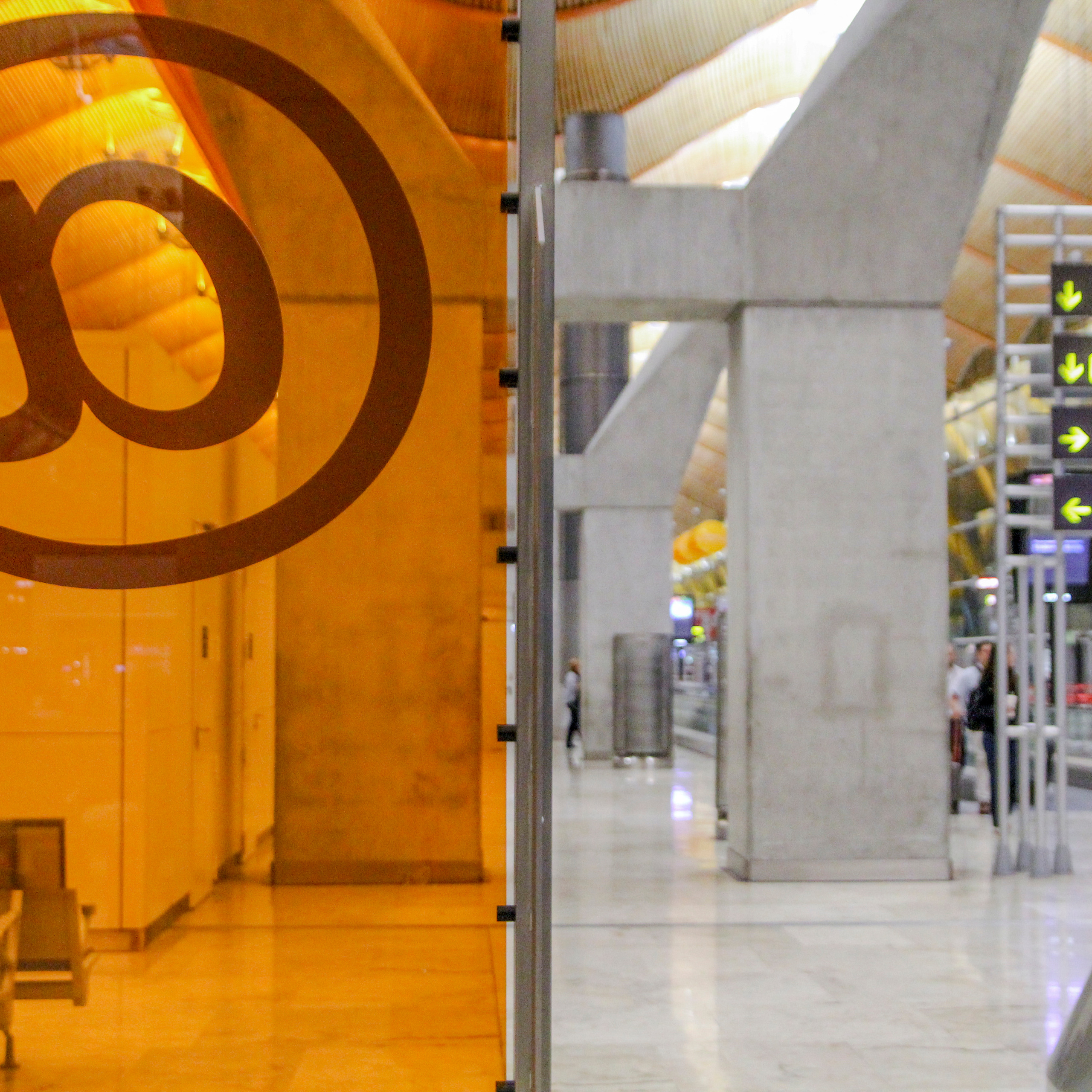 Профессиональная фотосъемка архитектуры и экстерьеров. Интерьерный фотограф Дима Птицын и стилист Дарья Копылова